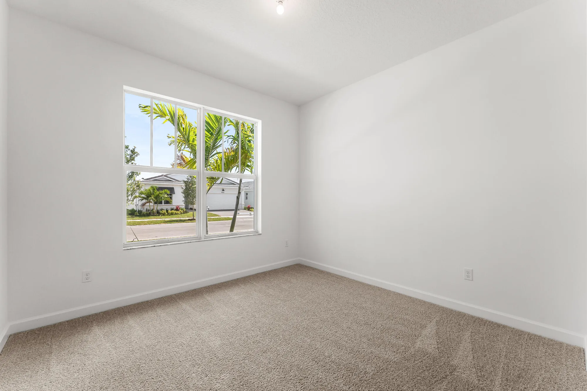 Property Slideshow image 12 of 15 | 10144 sw carnelian st, Port Saint Lucie, FL, 34987