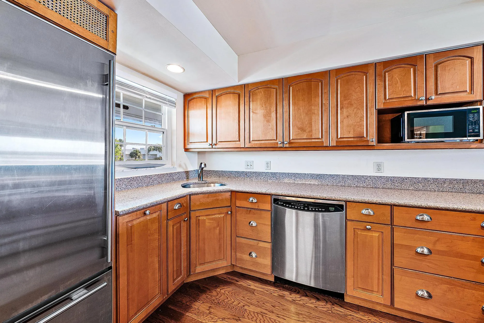 Property Slideshow image 7 of 36 | 1051 sugar sands blvd apt 352, Riviera Beach, FL, 33404