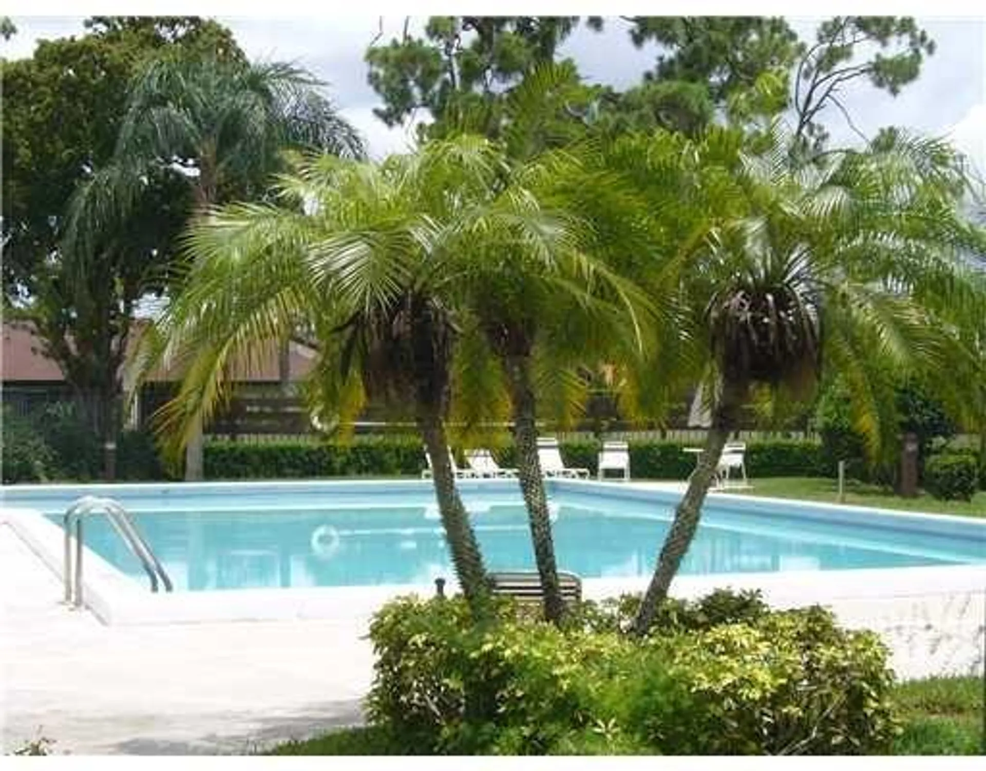 Property Slideshow image 22 of 26 | 320 elmira ct, Royal Palm Beach, FL, 33411