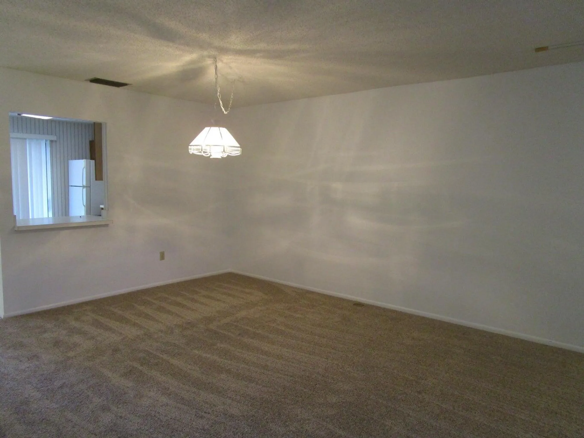 Property Slideshow image 15 of 26 | 320 elmira ct, Royal Palm Beach, FL, 33411