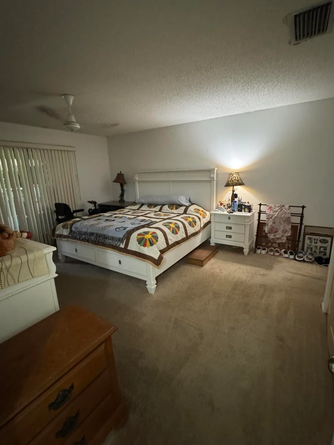 Property Slideshow image 16 of 26 | 320 elmira ct, Royal Palm Beach, FL, 33411