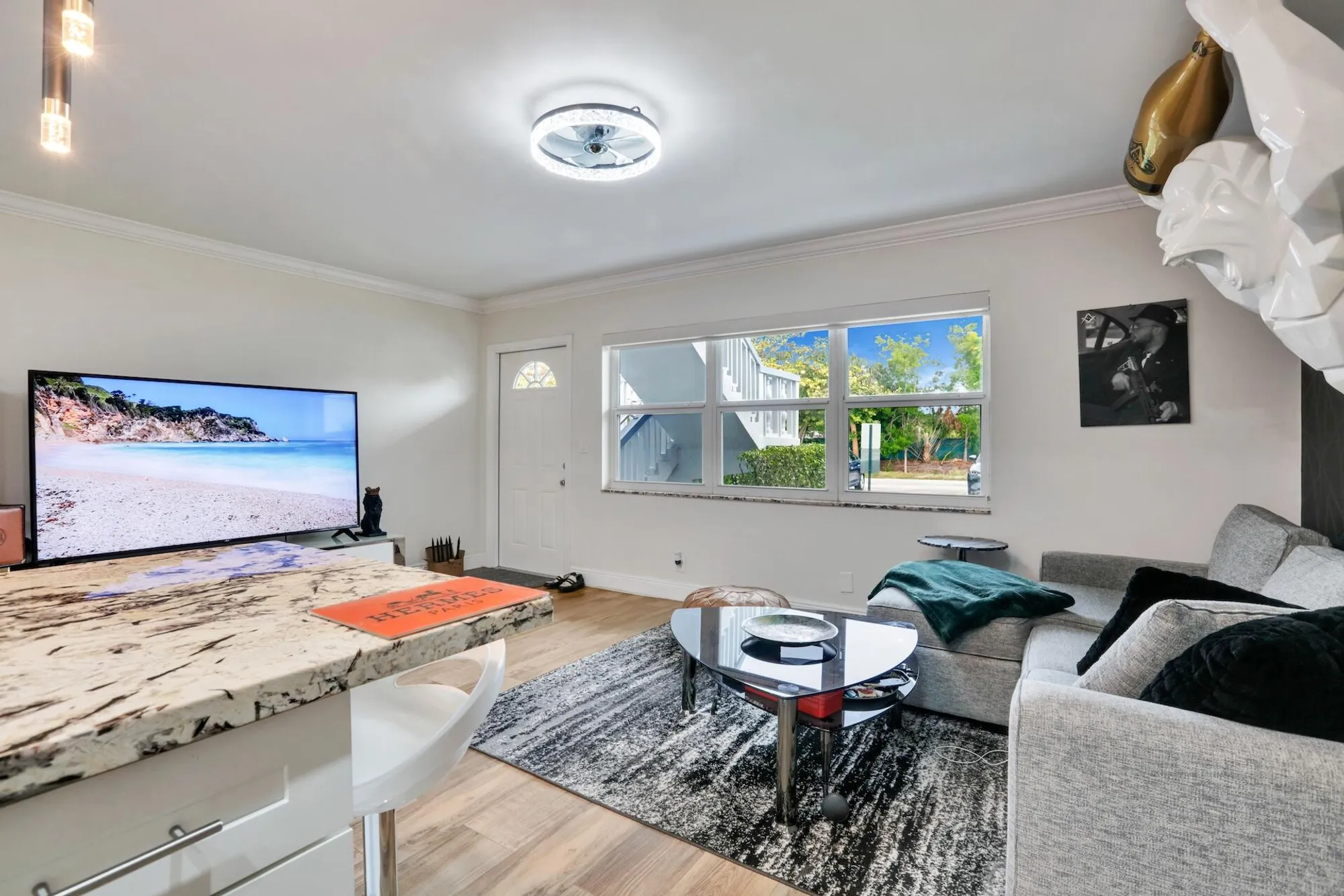 Property Slideshow image 7 of 16 | 266 coventry l, West Palm Beach, FL, 33417