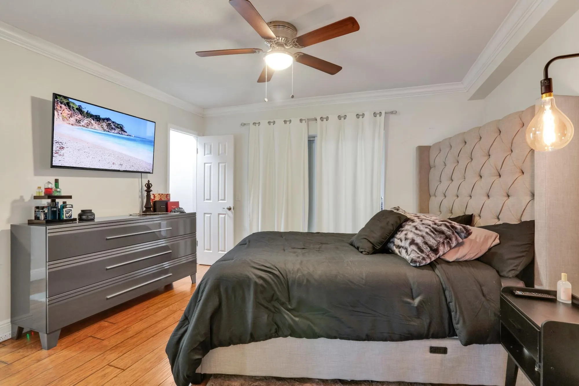 Property Slideshow image 10 of 16 | 266 coventry l, West Palm Beach, FL, 33417