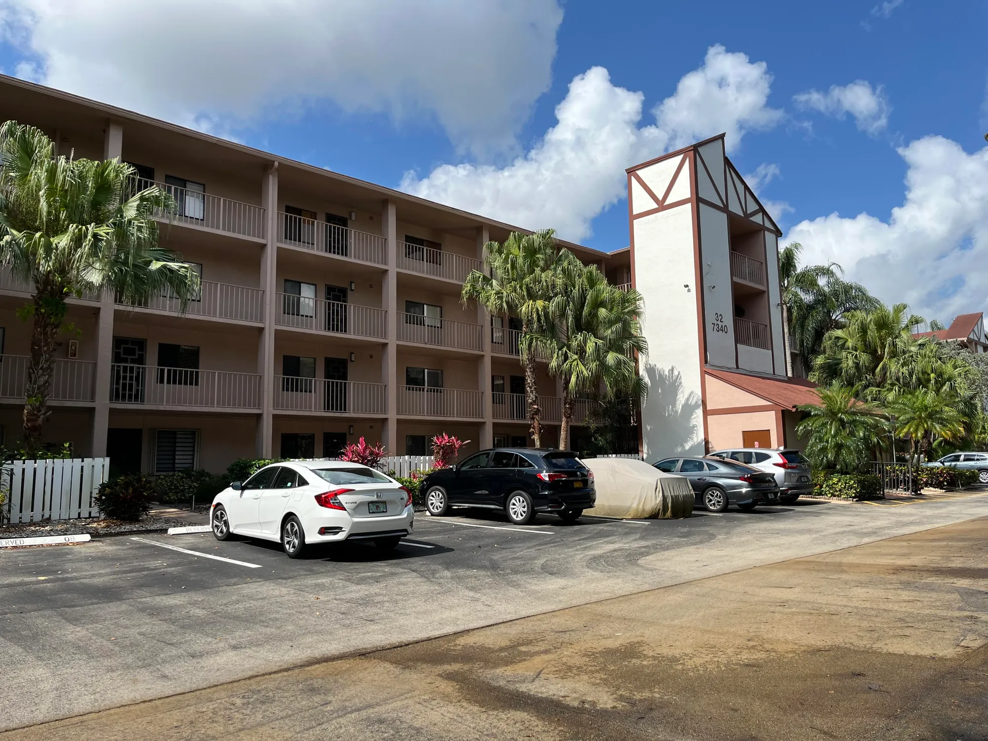 Property Slideshow image 3 of 41 | 7340 amberly ln 205, Delray Beach, FL, 33446