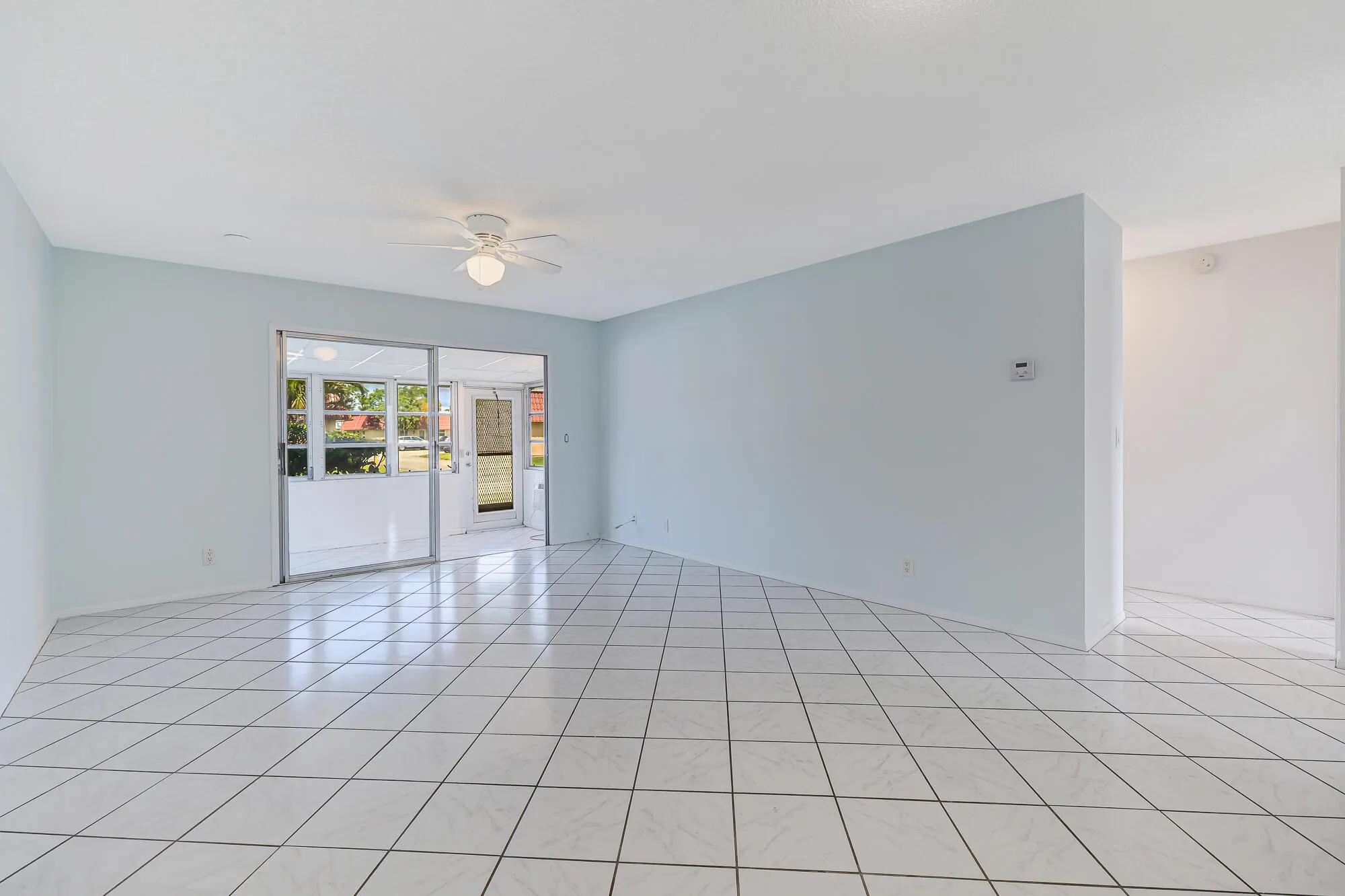 Property Slideshow image 7 of 24 | 114 amherst ln, Lake Worth, FL, 33467