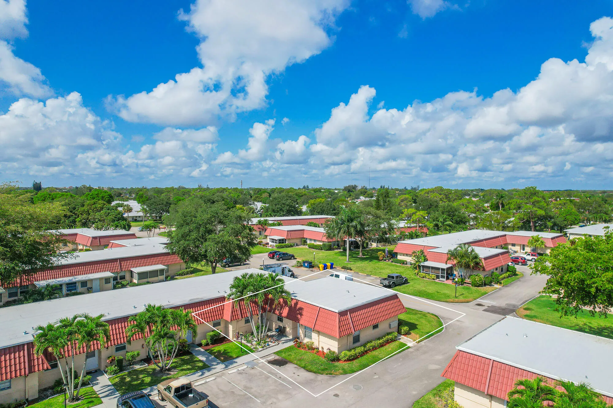 Property Slideshow image 17 of 24 | 114 amherst ln, Lake Worth, FL, 33467