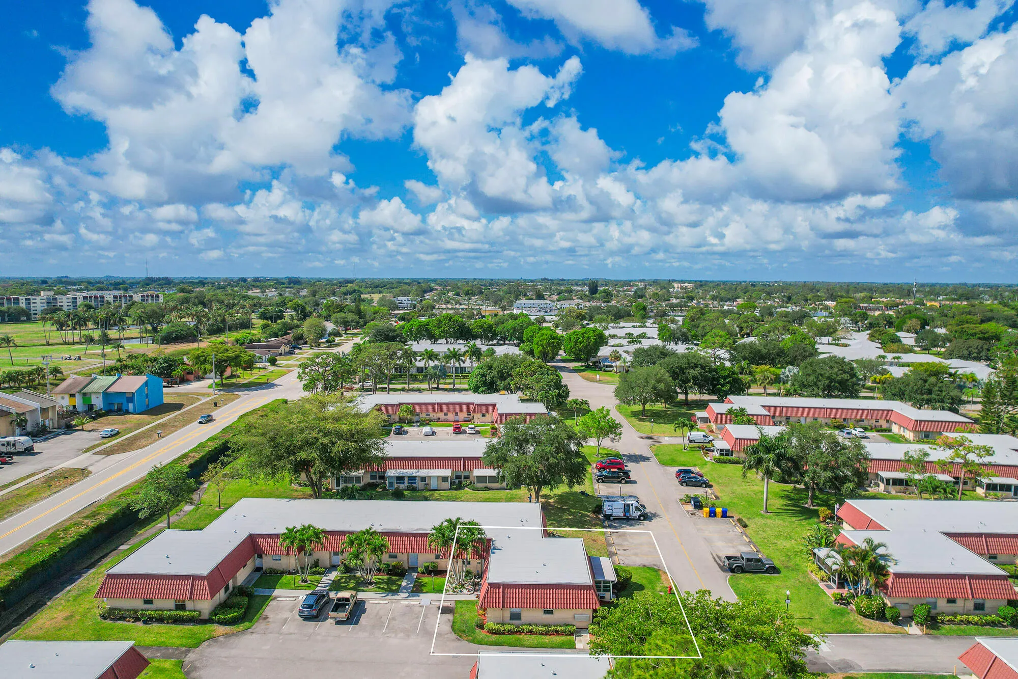 Property Slideshow image 18 of 24 | 114 amherst ln, Lake Worth, FL, 33467