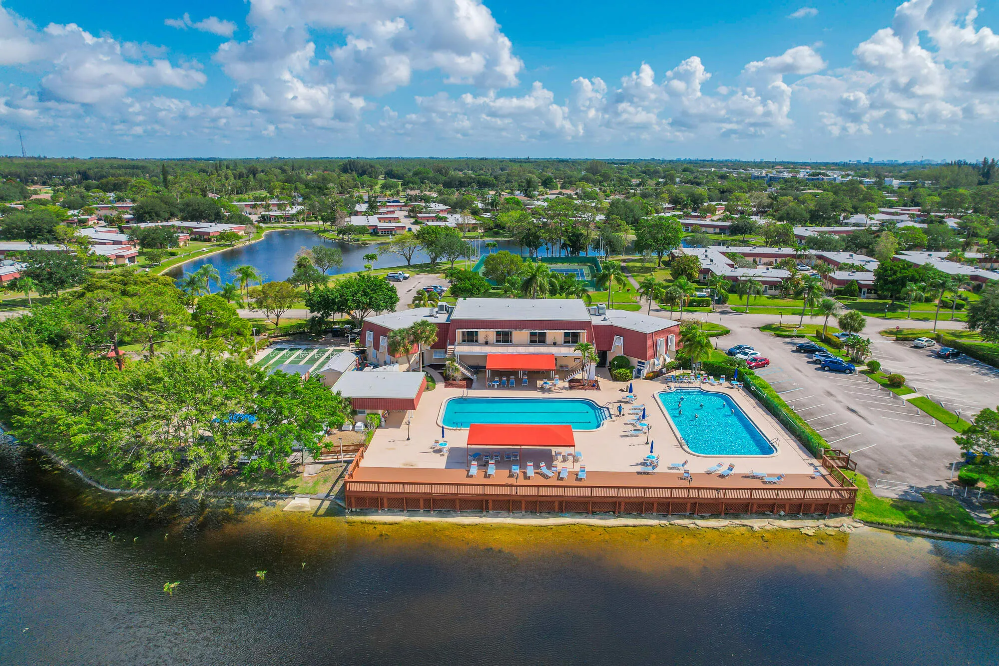 Property Slideshow image 20 of 24 | 114 amherst ln, Lake Worth, FL, 33467