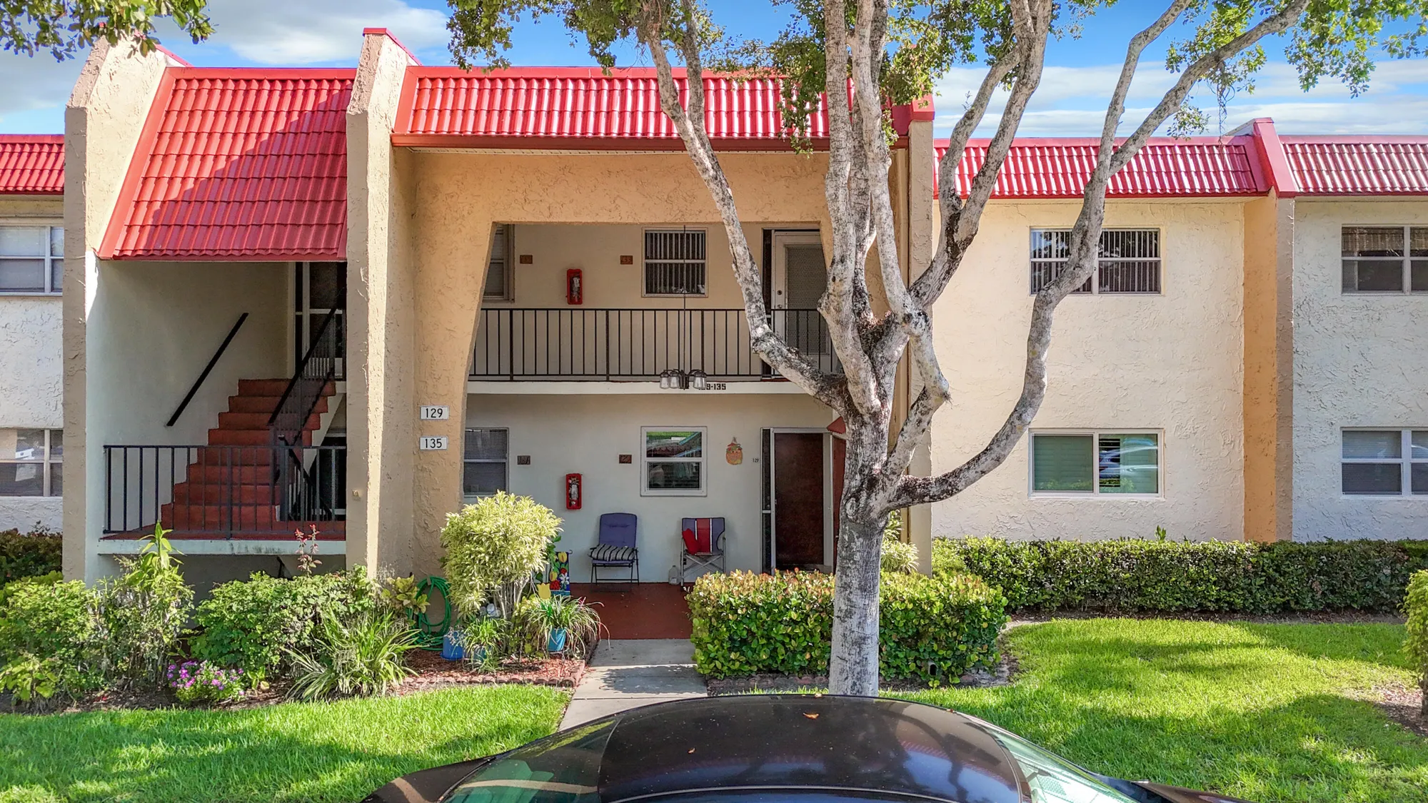 Property Slideshow image 2 of 48 | 133 lake evelyn dr, West Palm Beach, FL, 33411