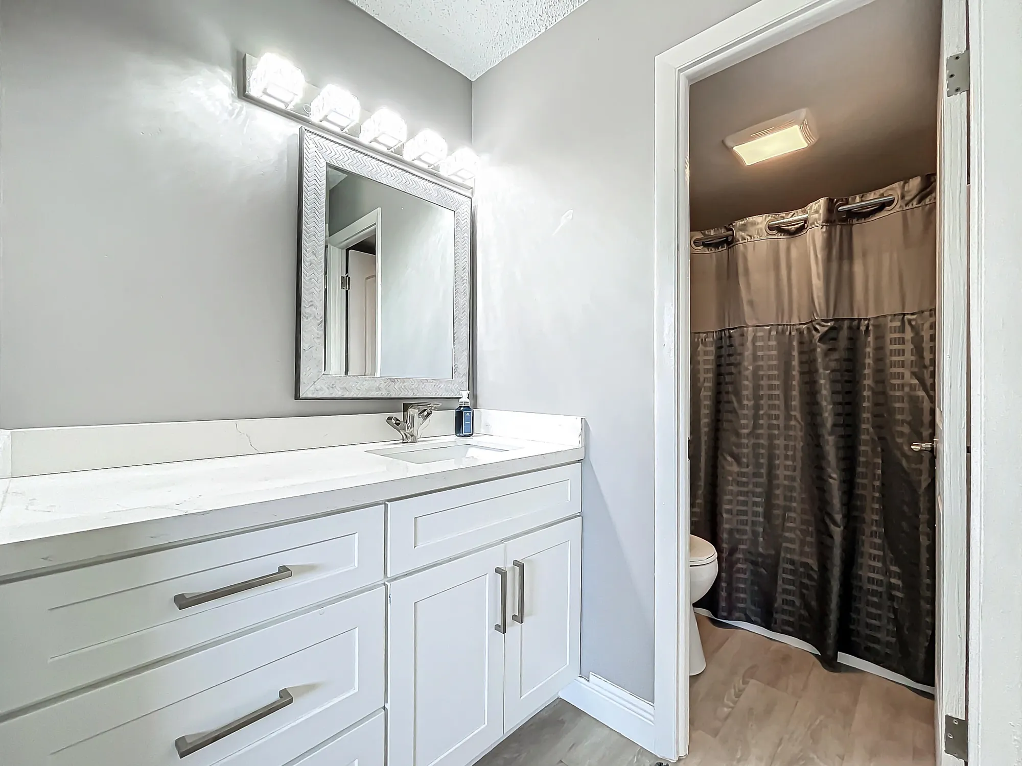 Property Slideshow image 22 of 48 | 133 lake evelyn dr, West Palm Beach, FL, 33411