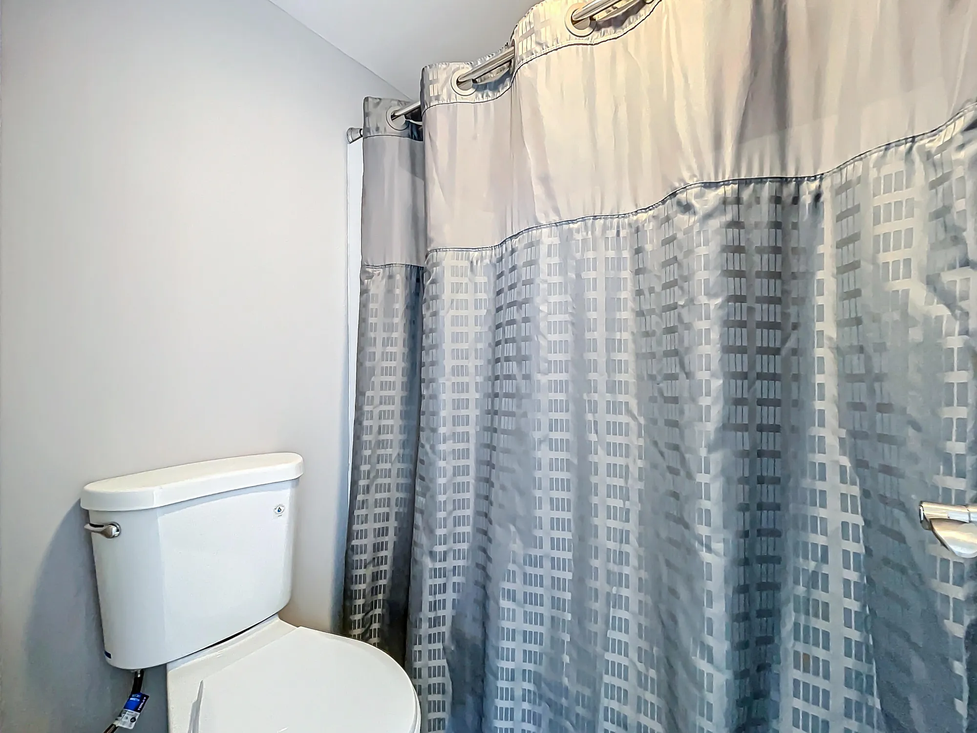 Property Slideshow image 24 of 48 | 133 lake evelyn dr, West Palm Beach, FL, 33411