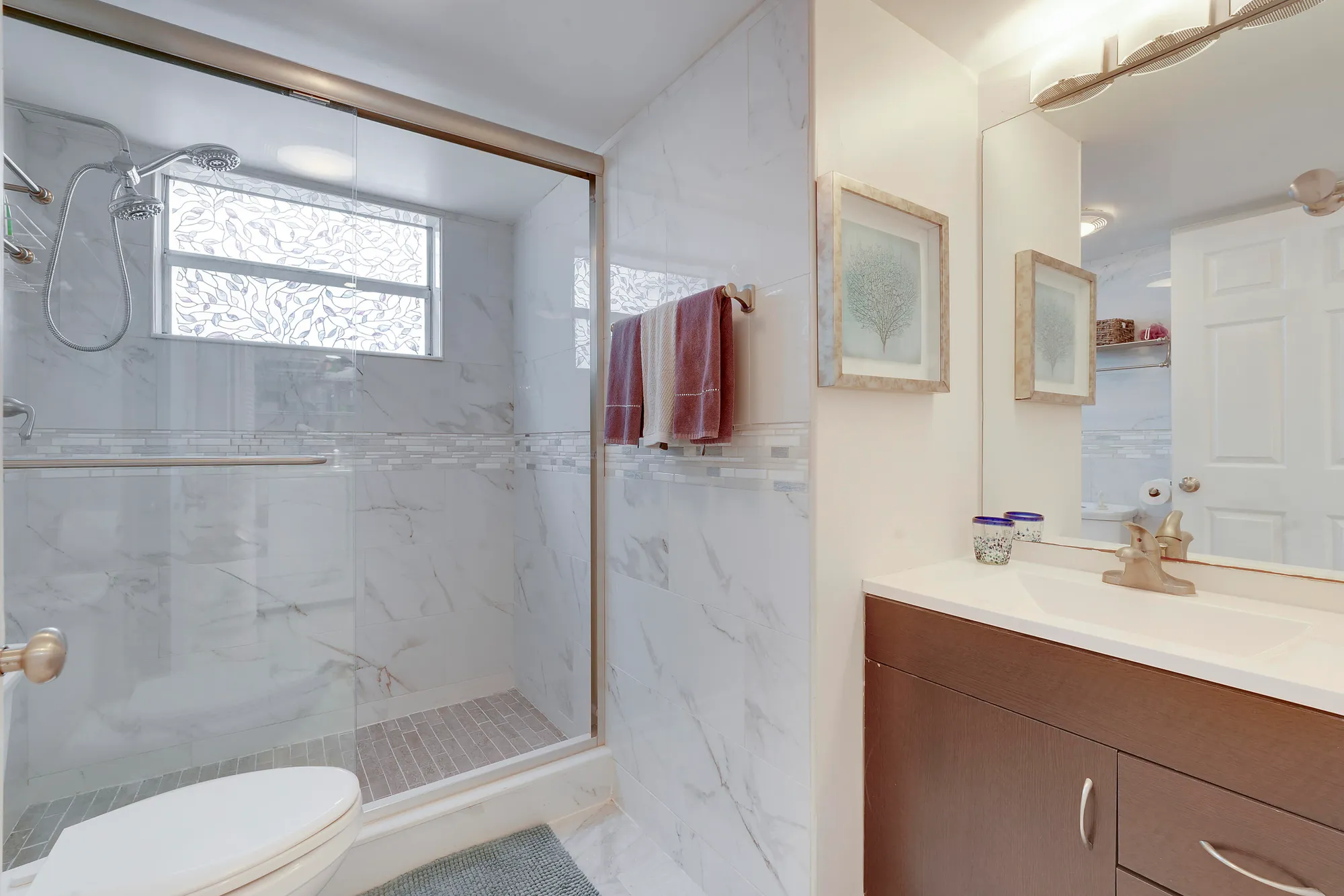 Property Slideshow image 10 of 13 | 6698 10th ave 320, Lake Worth, FL, 33467