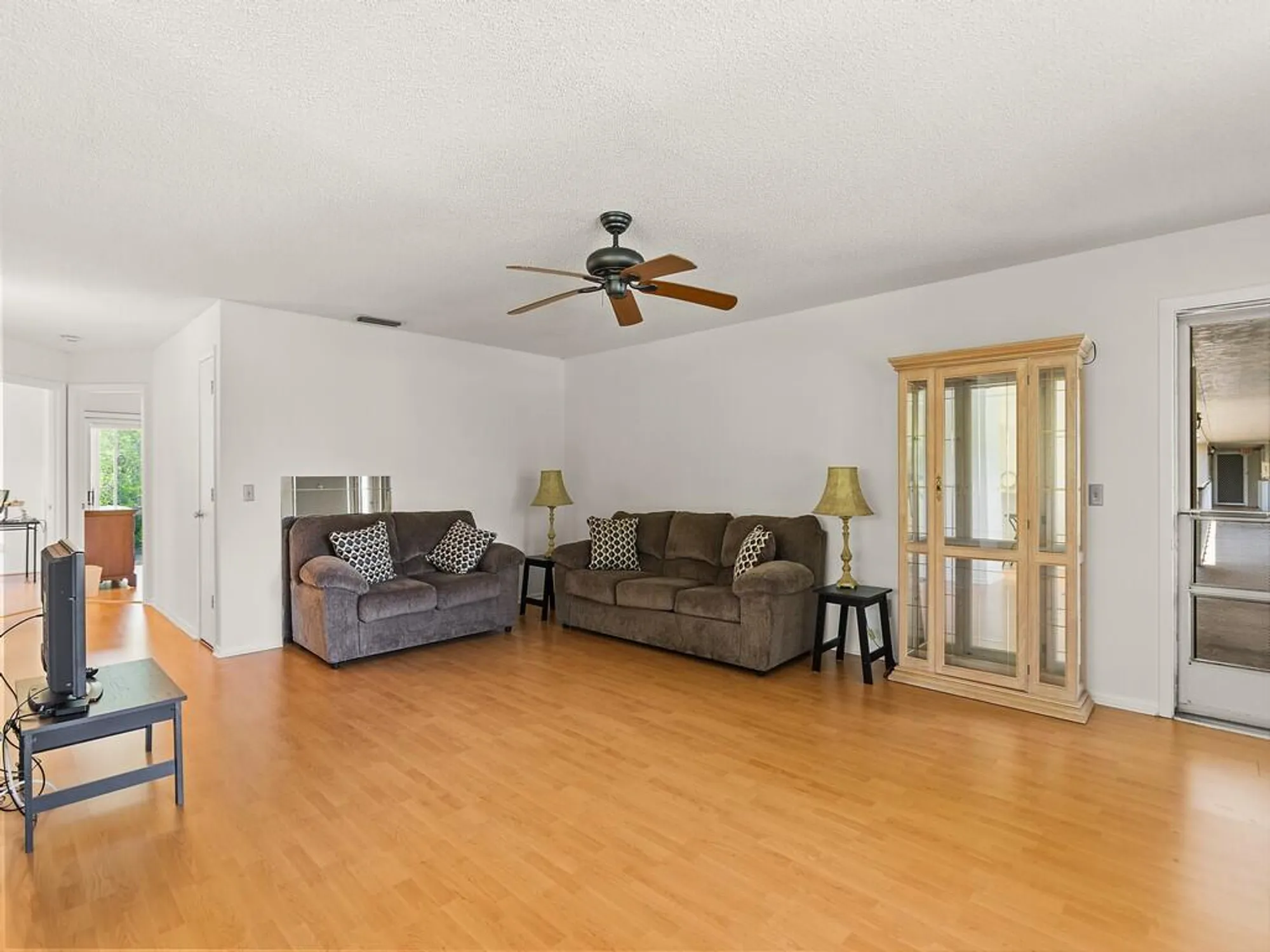 Property Slideshow image 3 of 15 | 23 lake vista 207 trl 207, Port Saint Lucie, FL, 34952