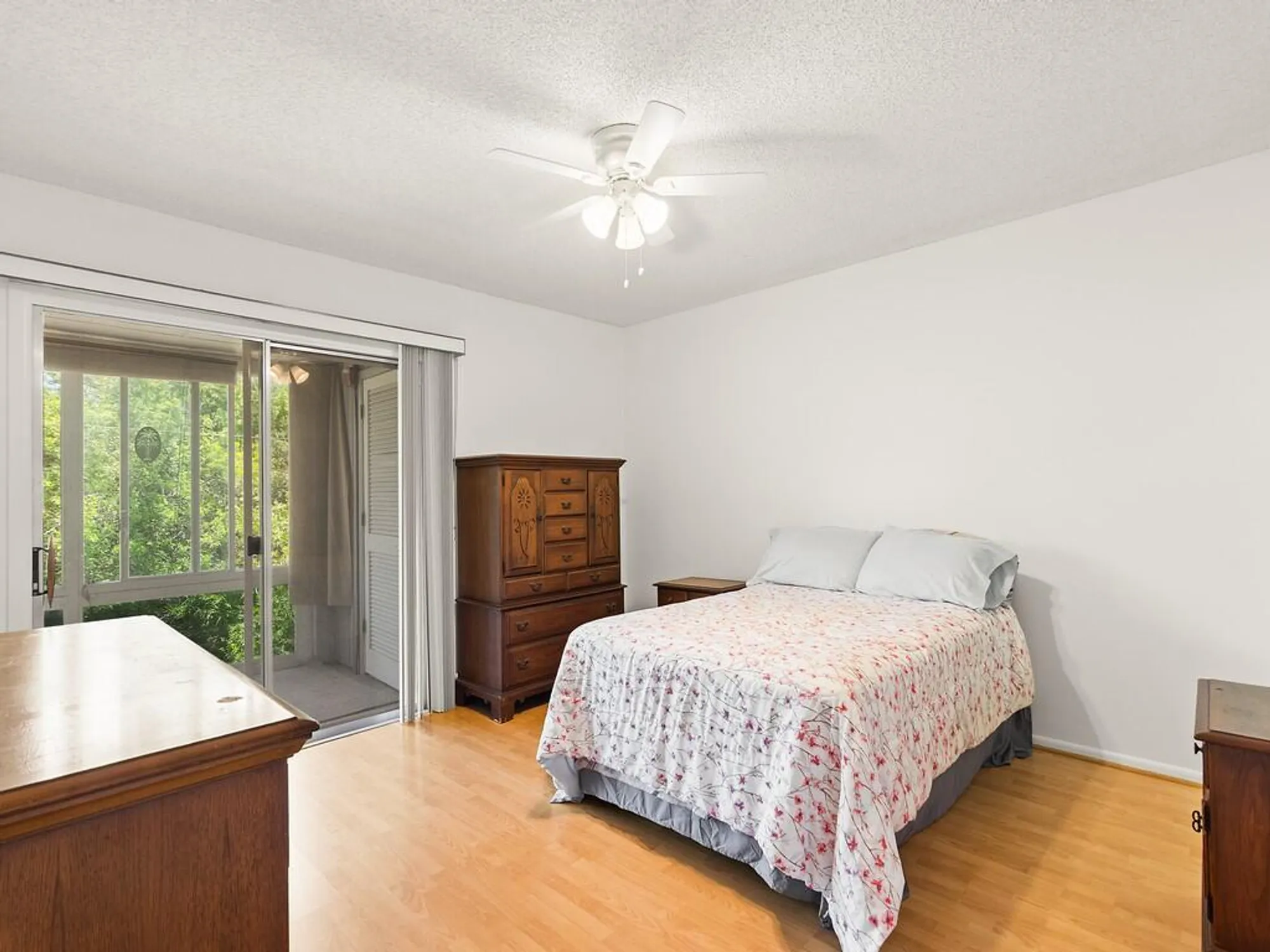 Property Slideshow image 10 of 15 | 23 lake vista 207 trl 207, Port Saint Lucie, FL, 34952