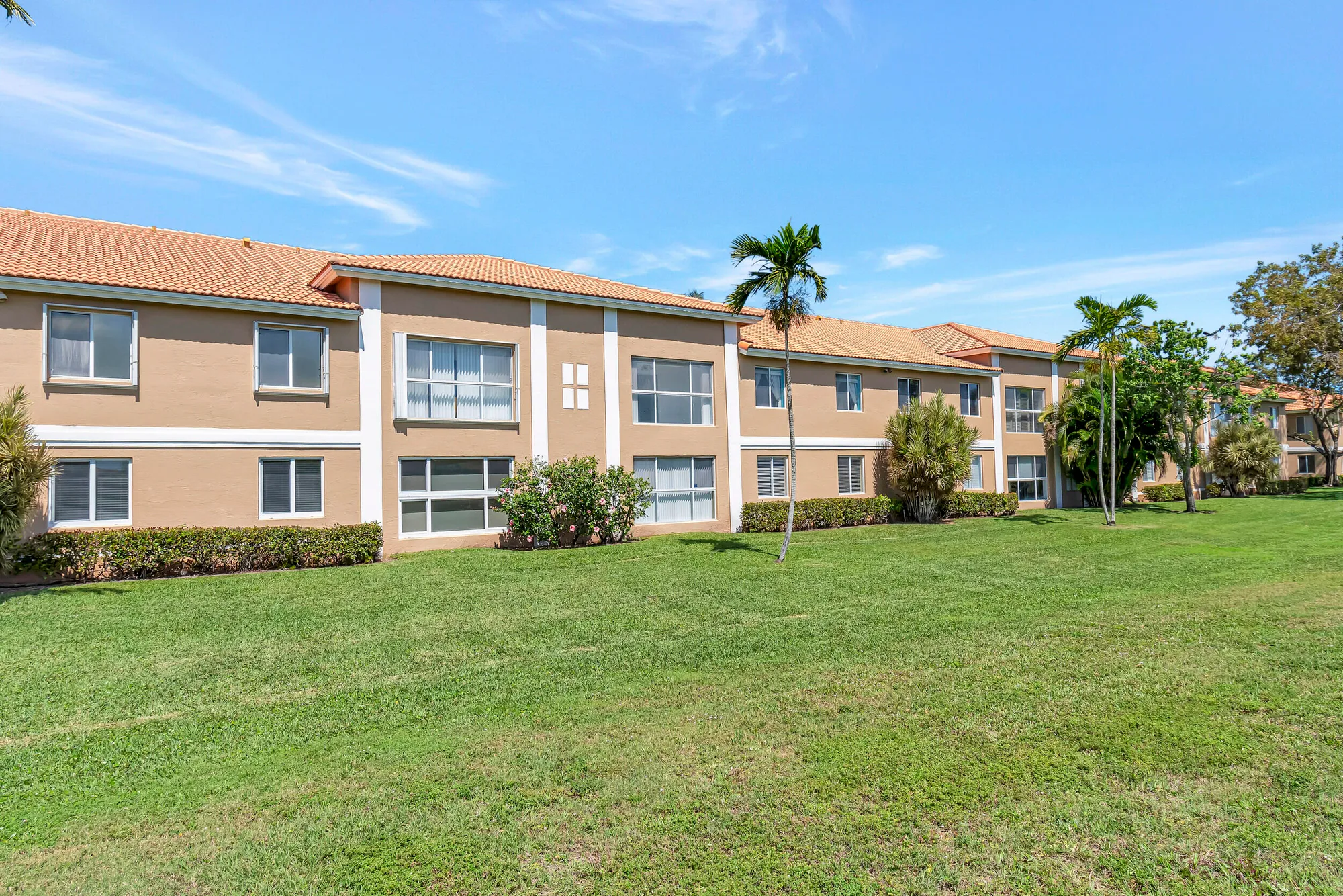 Property Slideshow image 28 of 55 | 5952 regal glen dr 204, Boynton Beach, FL, 33437
