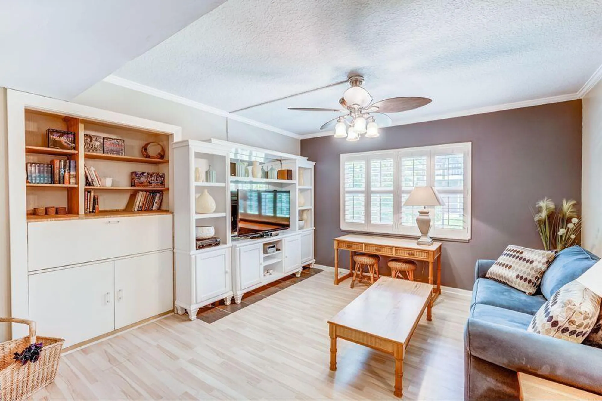 Property Slideshow image 10 of 32 | 1160 sugar sands blvd # 1, Riviera Beach, FL, 33404