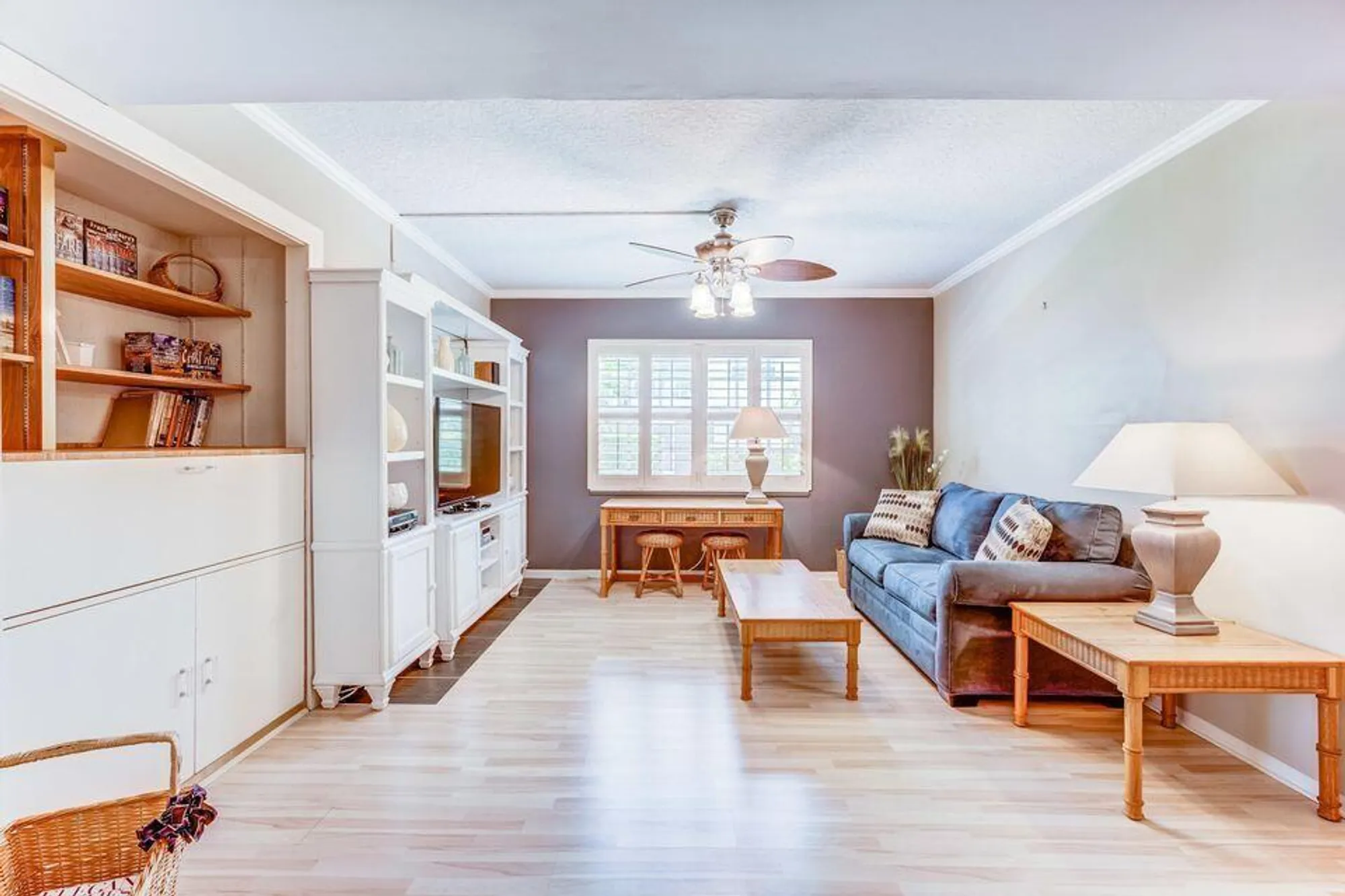 Property Slideshow image 11 of 32 | 1160 sugar sands blvd # 1, Riviera Beach, FL, 33404