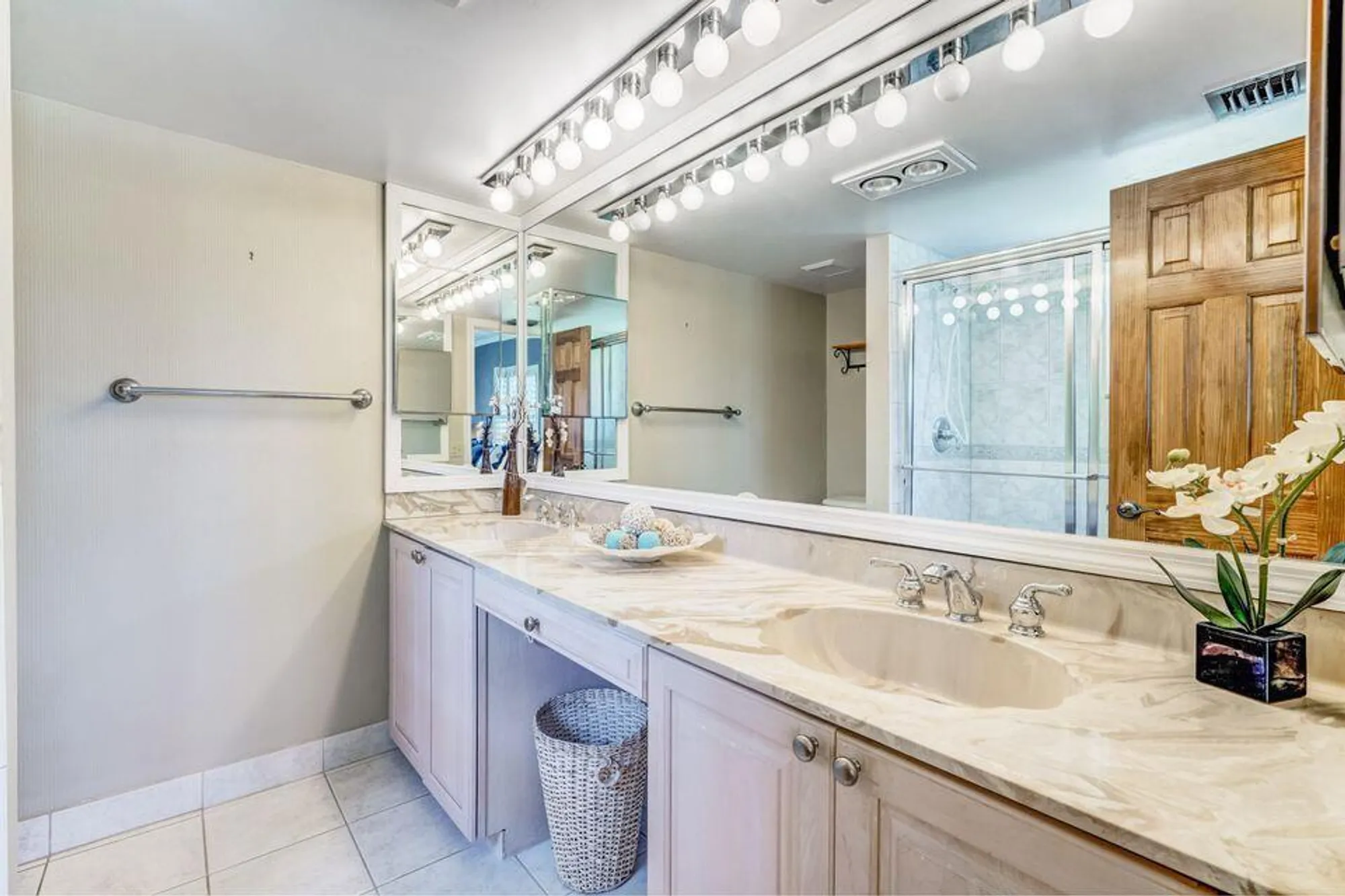 Property Slideshow image 15 of 32 | 1160 sugar sands blvd # 1, Riviera Beach, FL, 33404