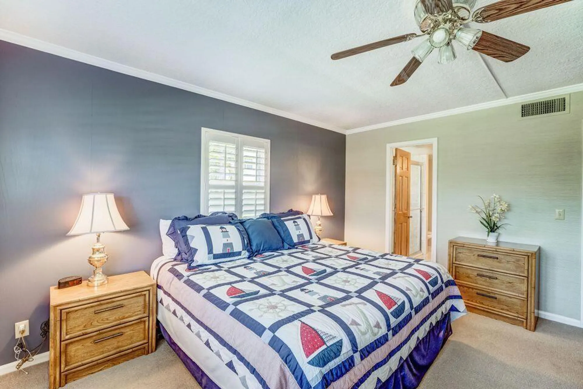 Property Slideshow image 14 of 32 | 1160 sugar sands blvd # 1, Riviera Beach, FL, 33404