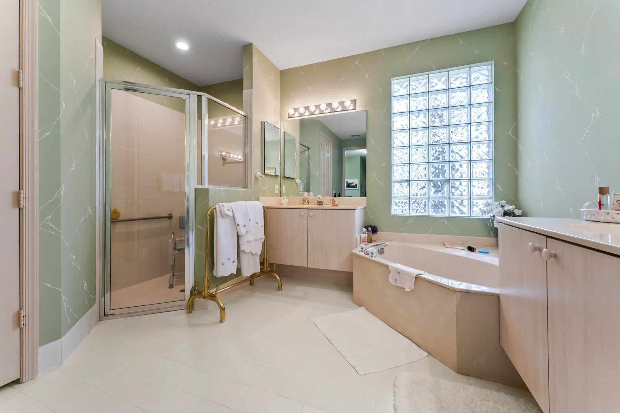 Property Slideshow image 15 of 21 | 8958 terni ln, Boynton Beach, FL, 33472