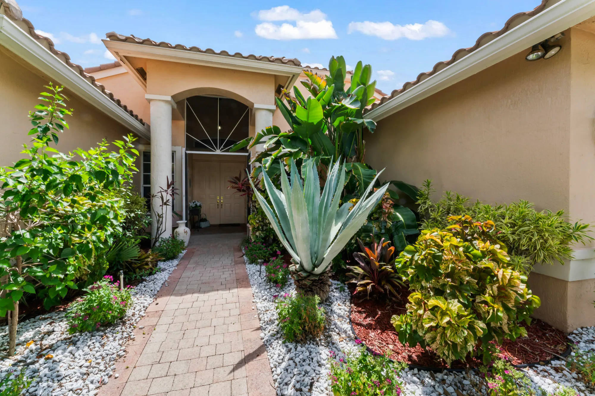 Property Slideshow image 2 of 21 | 8958 terni ln, Boynton Beach, FL, 33472