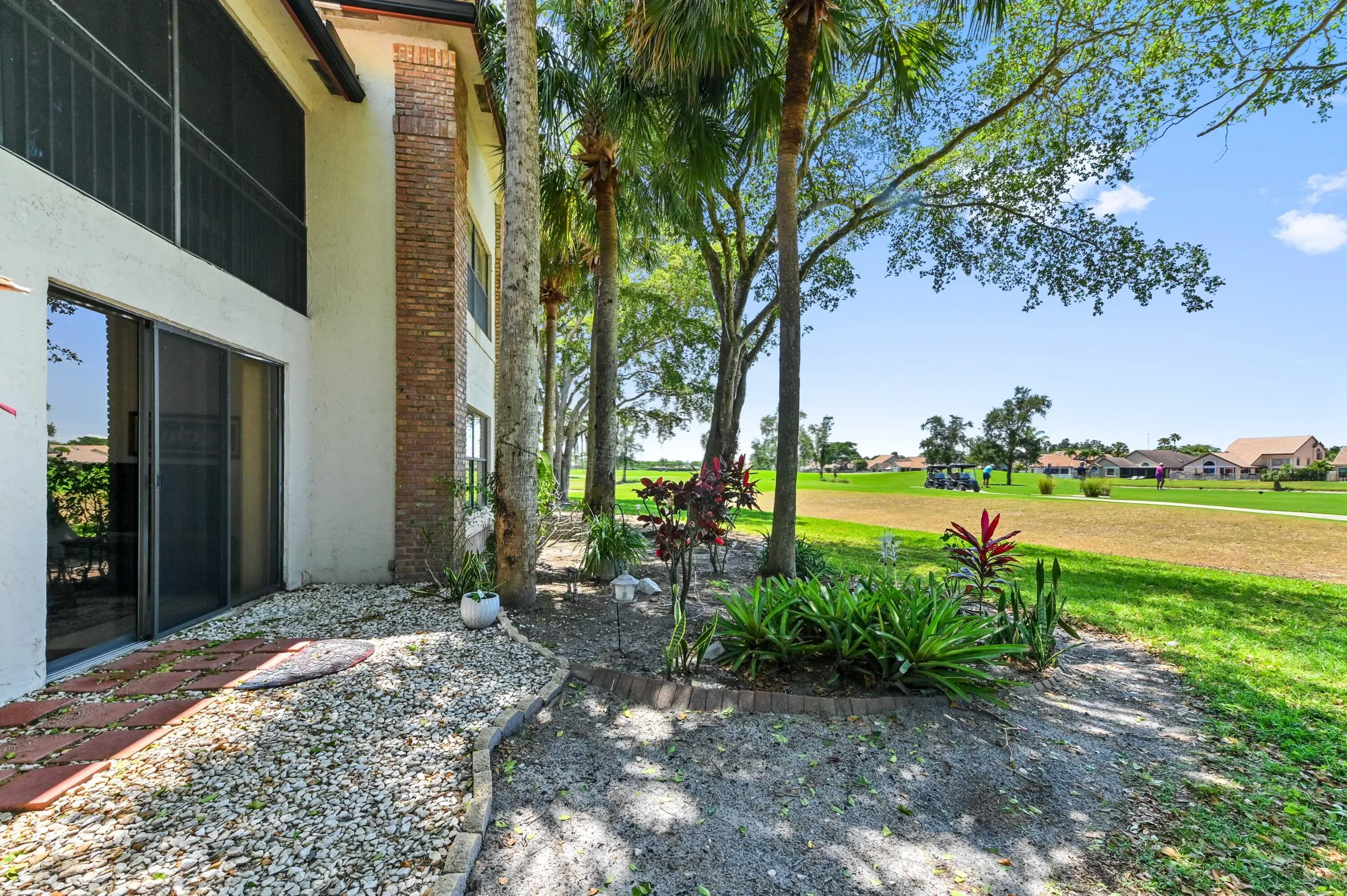 Property Slideshow image 23 of 56 | 8033 aberdeen dr apt 102, Boynton Beach, FL, 33472