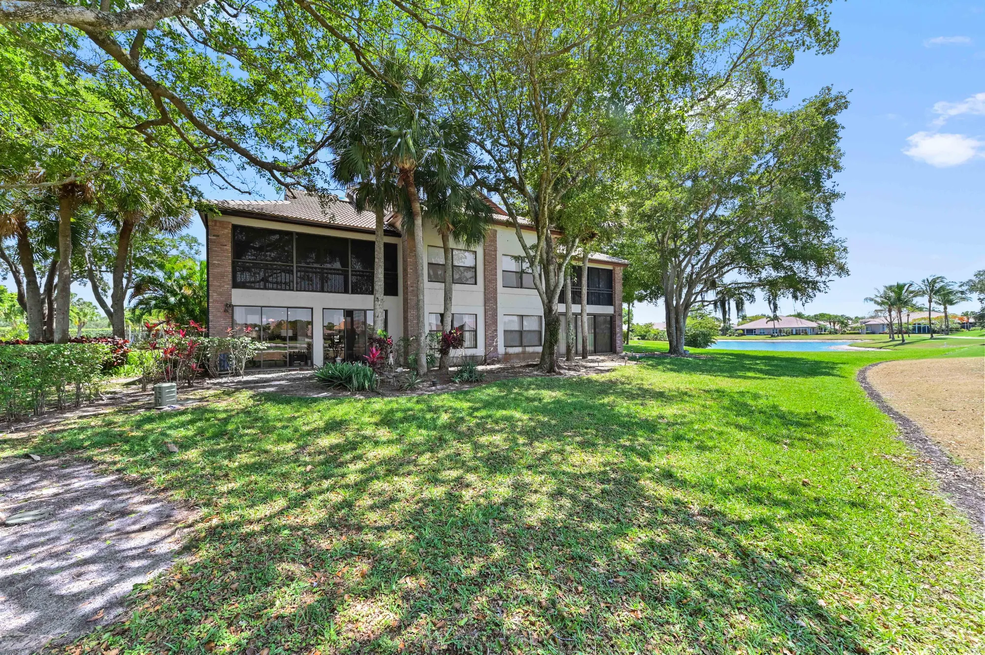 Property Slideshow image 24 of 56 | 8033 aberdeen dr apt 102, Boynton Beach, FL, 33472