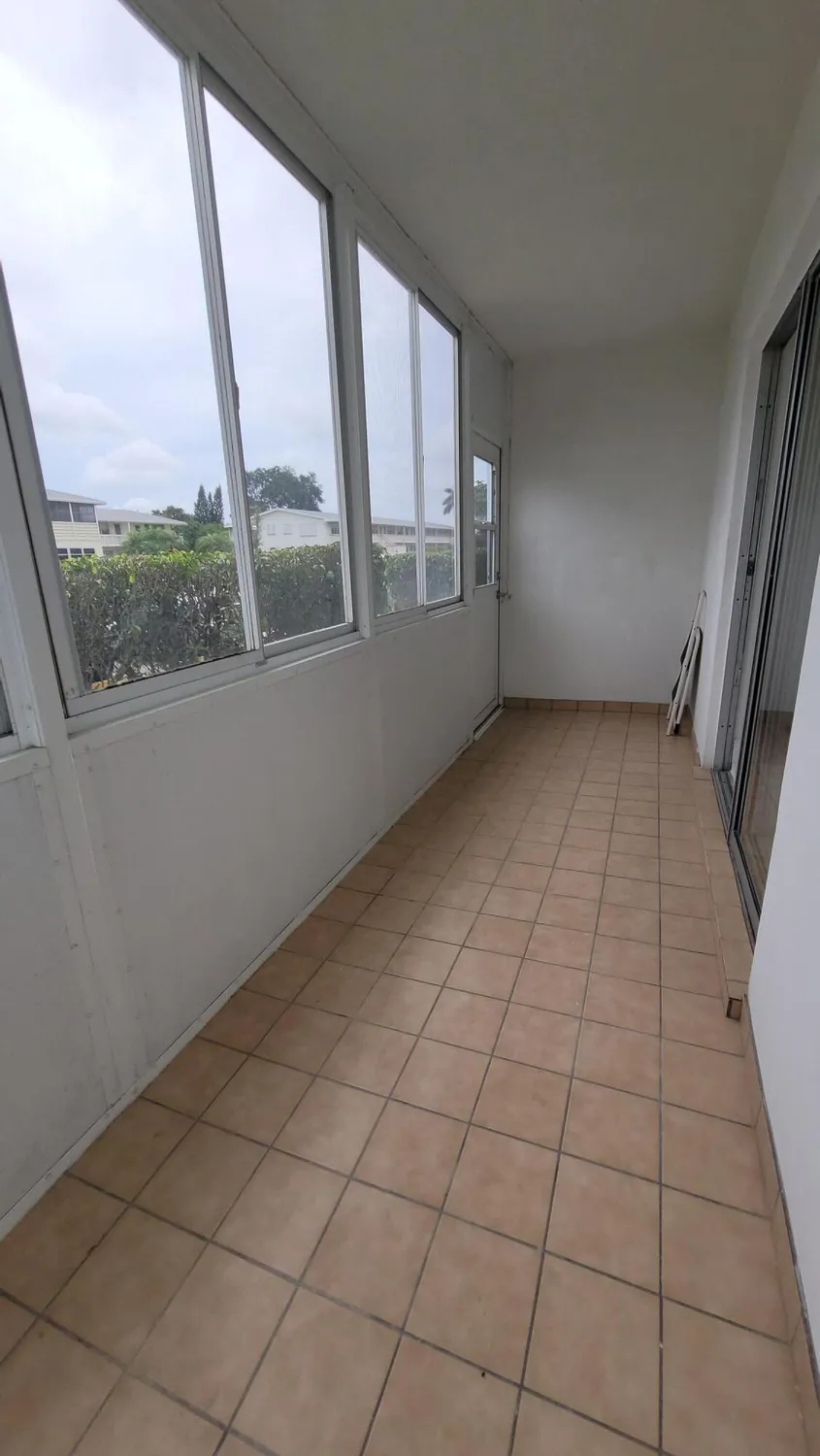 Property Slideshow image 20 of 51 | 405 windsor r, West Palm Beach, FL, 33417