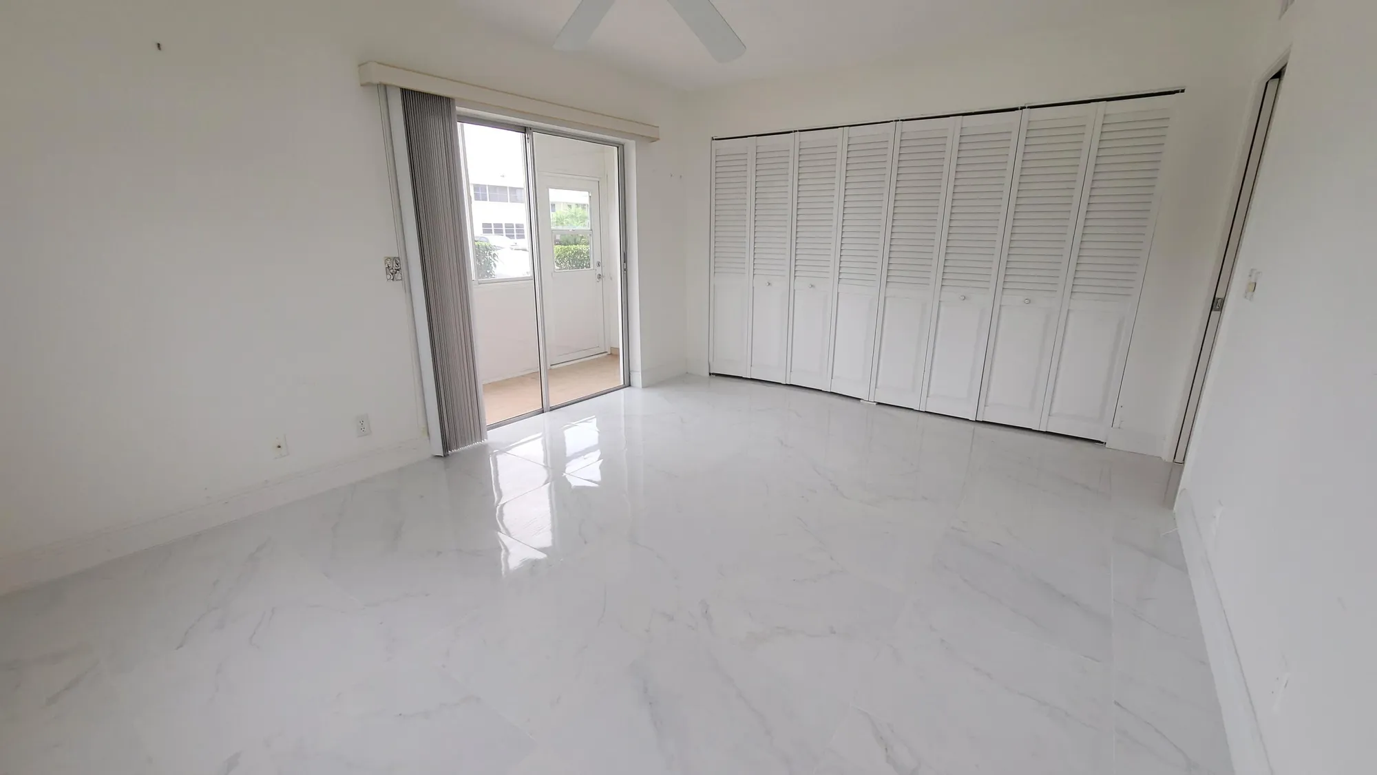 Property Slideshow image 18 of 51 | 405 windsor r, West Palm Beach, FL, 33417