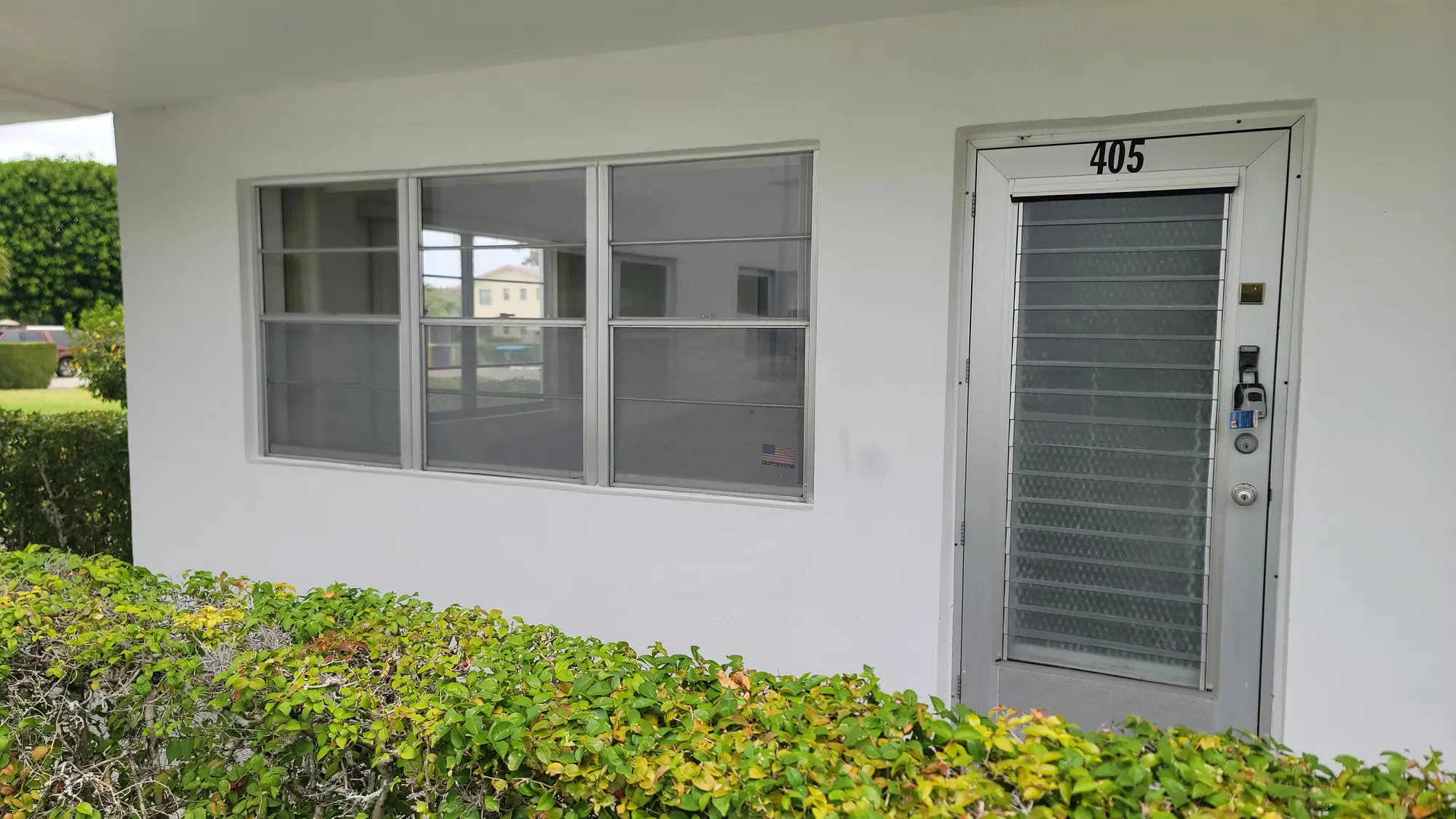 Property Slideshow image 22 of 51 | 405 windsor r, West Palm Beach, FL, 33417