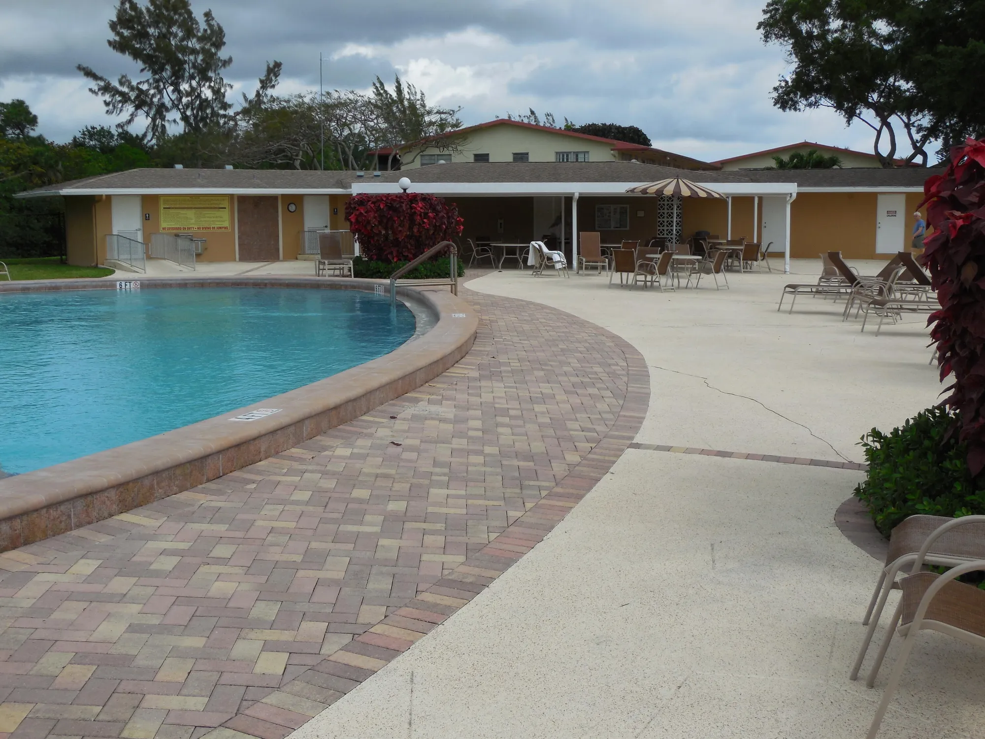 Property Slideshow image 29 of 51 | 405 windsor r, West Palm Beach, FL, 33417