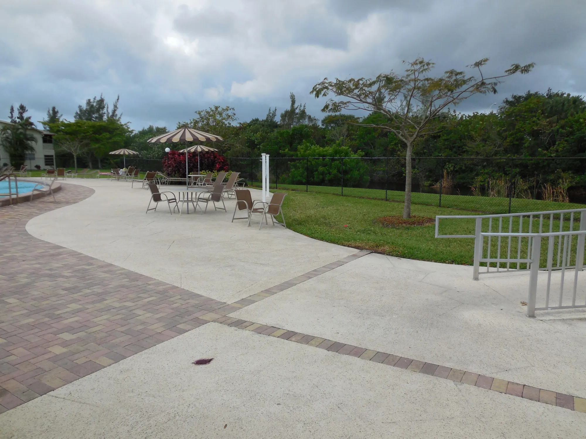 Property Slideshow image 32 of 51 | 405 windsor r, West Palm Beach, FL, 33417