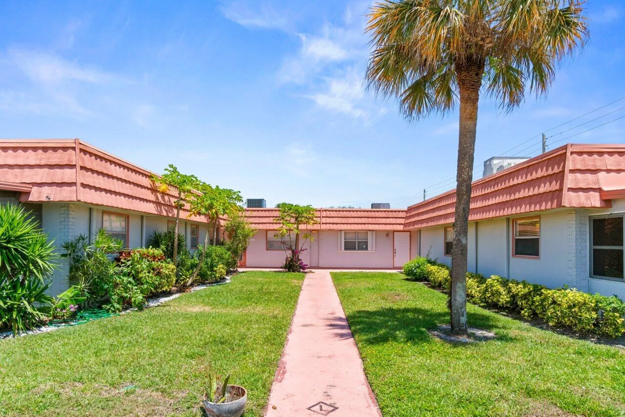 Property Slideshow image 13 of 16 | 266 seville l, Delray Beach, FL, 33446