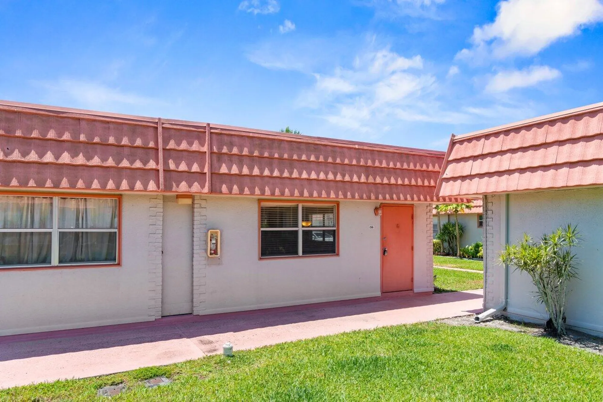 Property Slideshow image 15 of 16 | 266 seville l, Delray Beach, FL, 33446