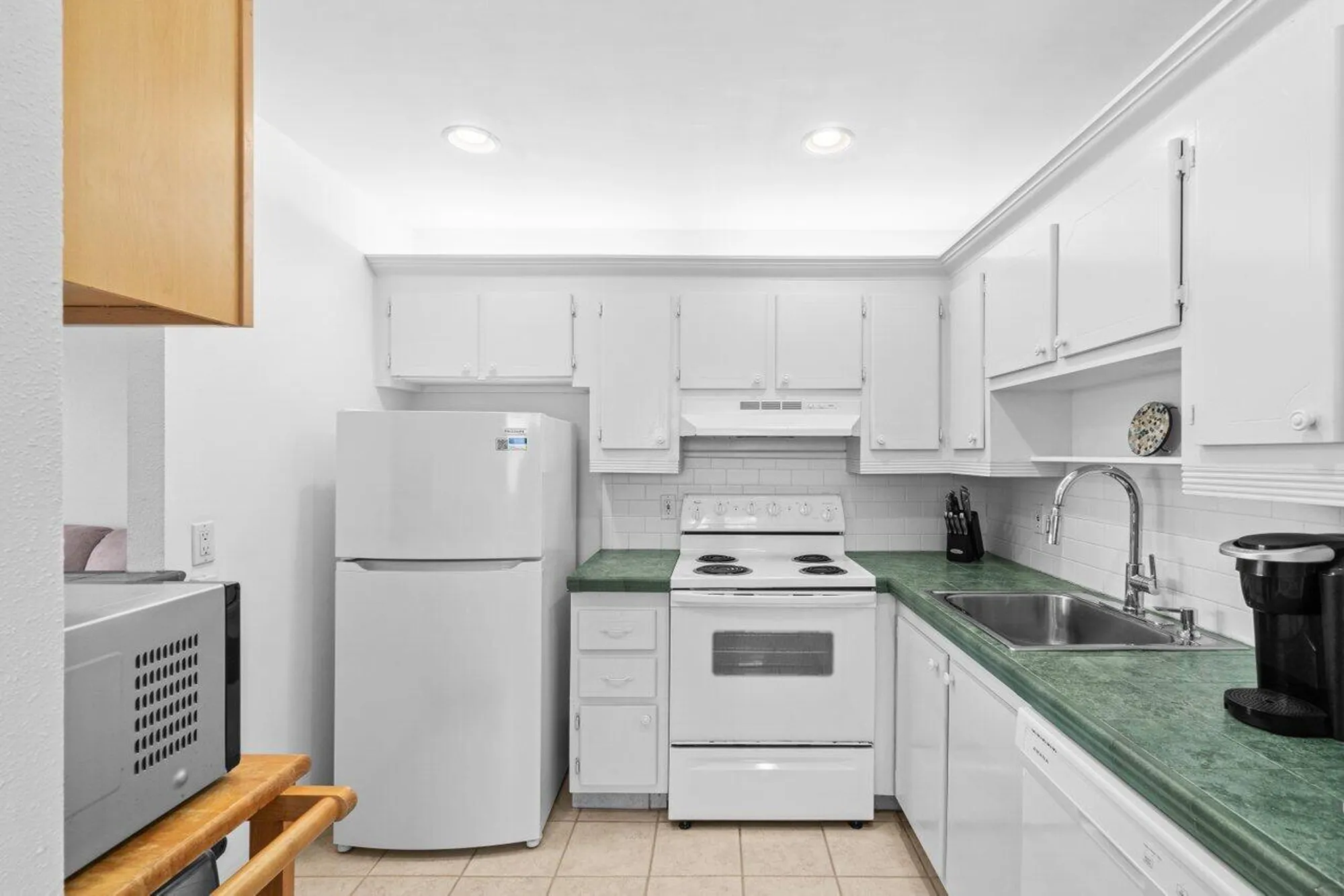 Property Slideshow image 2 of 16 | 266 seville l, Delray Beach, FL, 33446