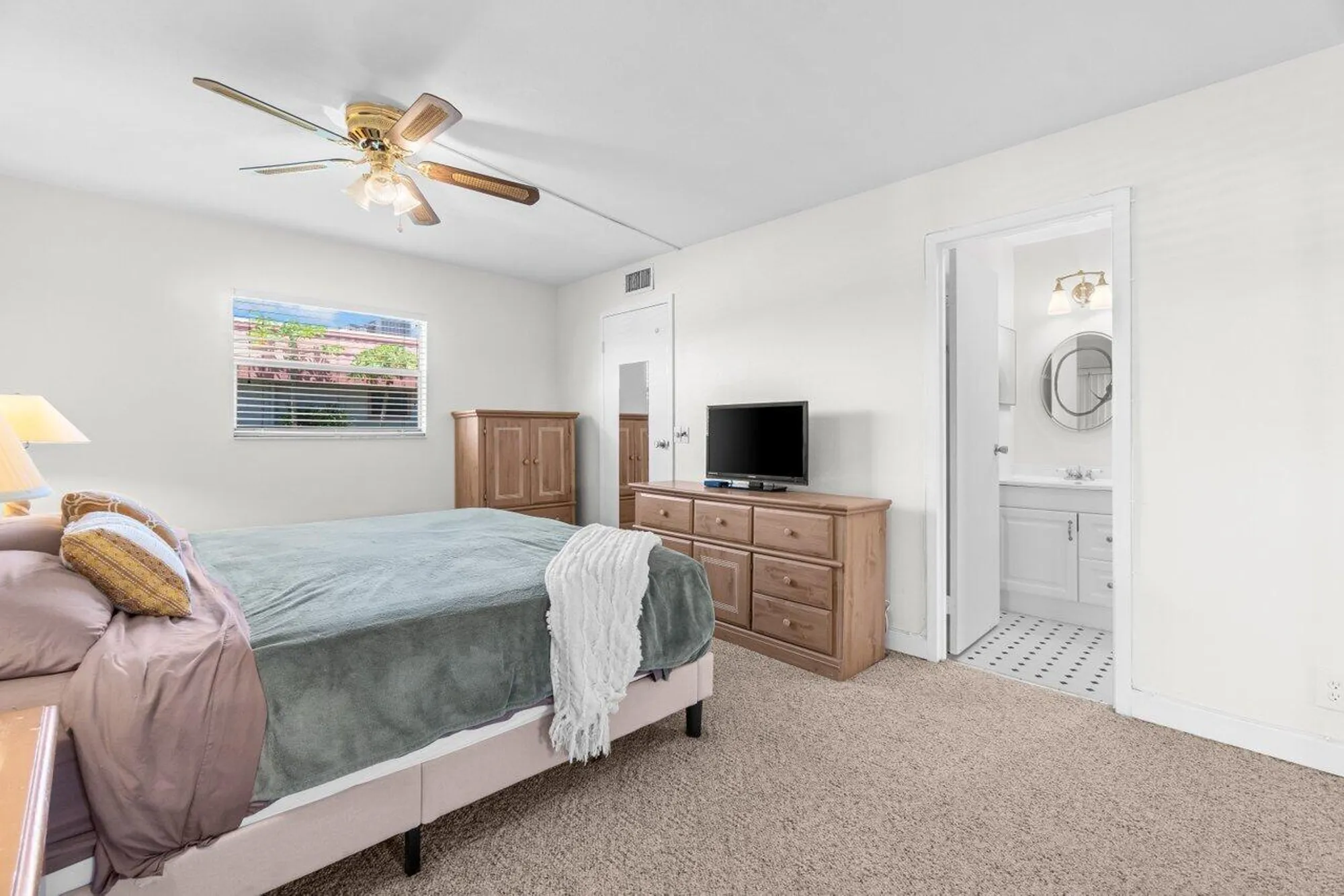 Property Slideshow image 7 of 16 | 266 seville l, Delray Beach, FL, 33446