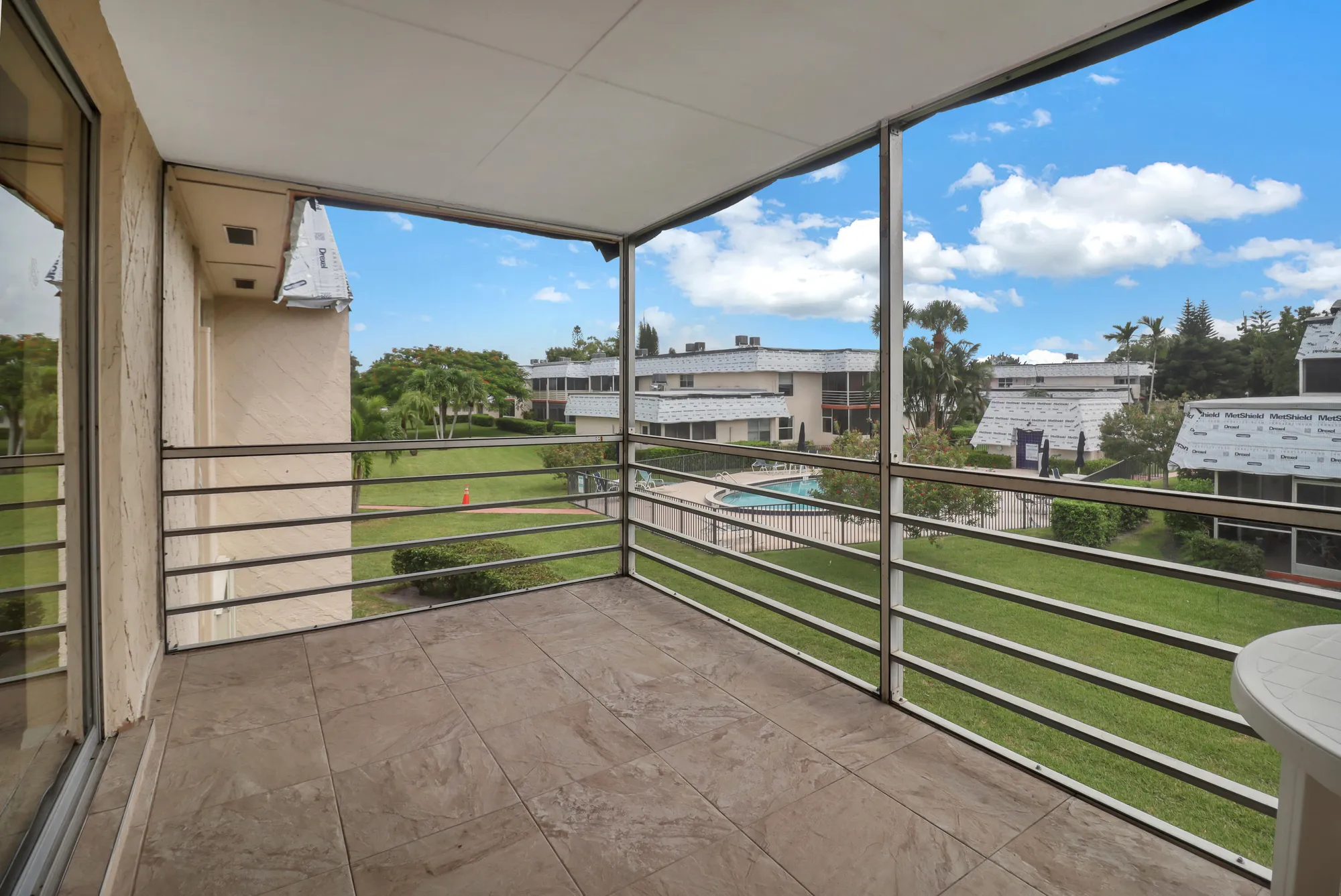 Property Slideshow image 5 of 17 | 12016 greenway cir 204, Royal Palm Beach, FL, 33411