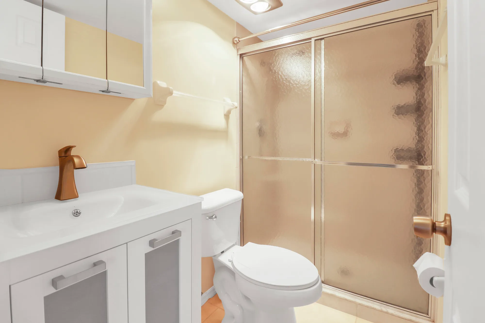 Property Slideshow image 7 of 17 | 12016 greenway cir 204, Royal Palm Beach, FL, 33411