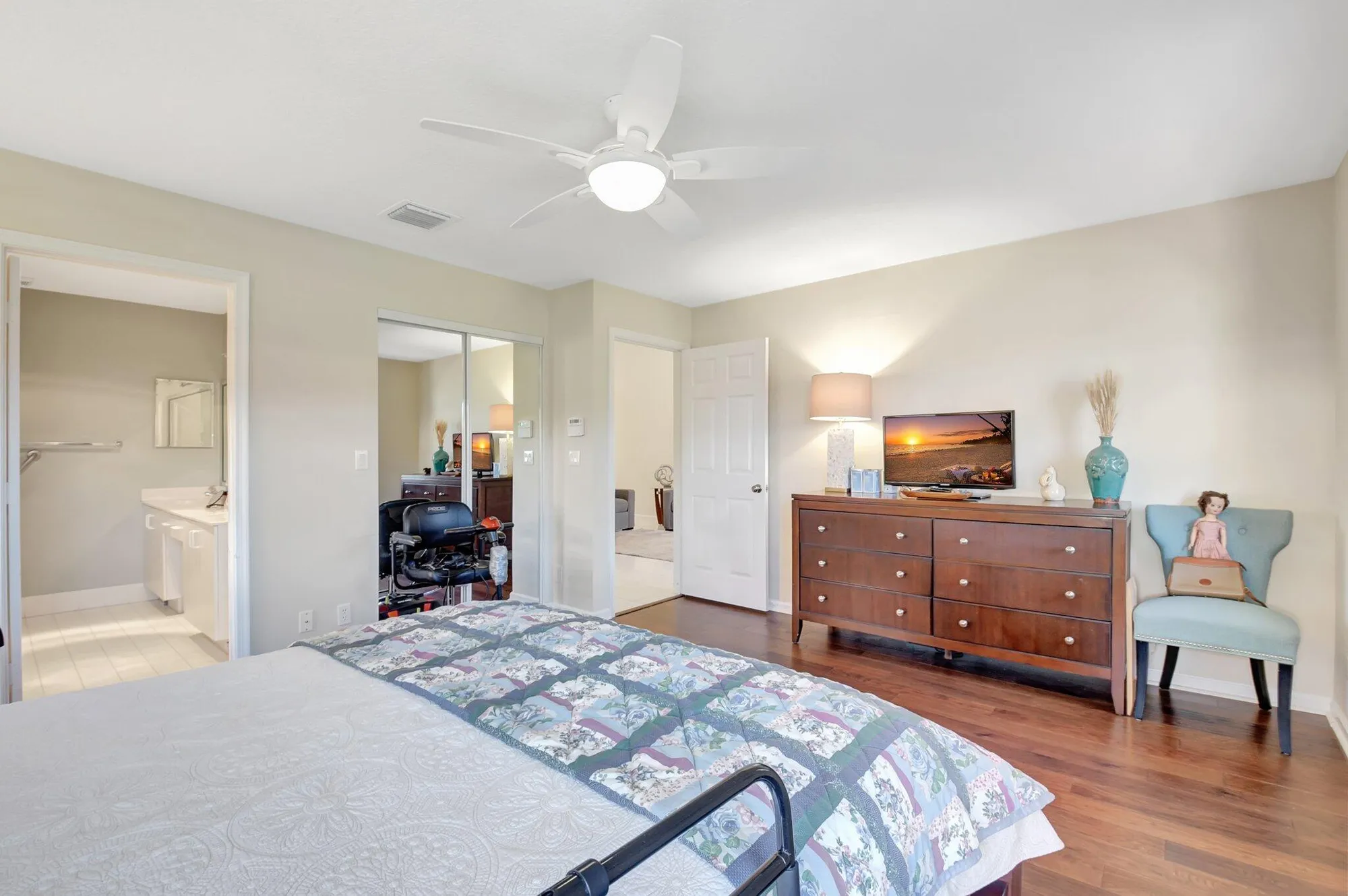 Property Slideshow image 30 of 64 | 5707 royal lake cir, Boynton Beach, FL, 33437