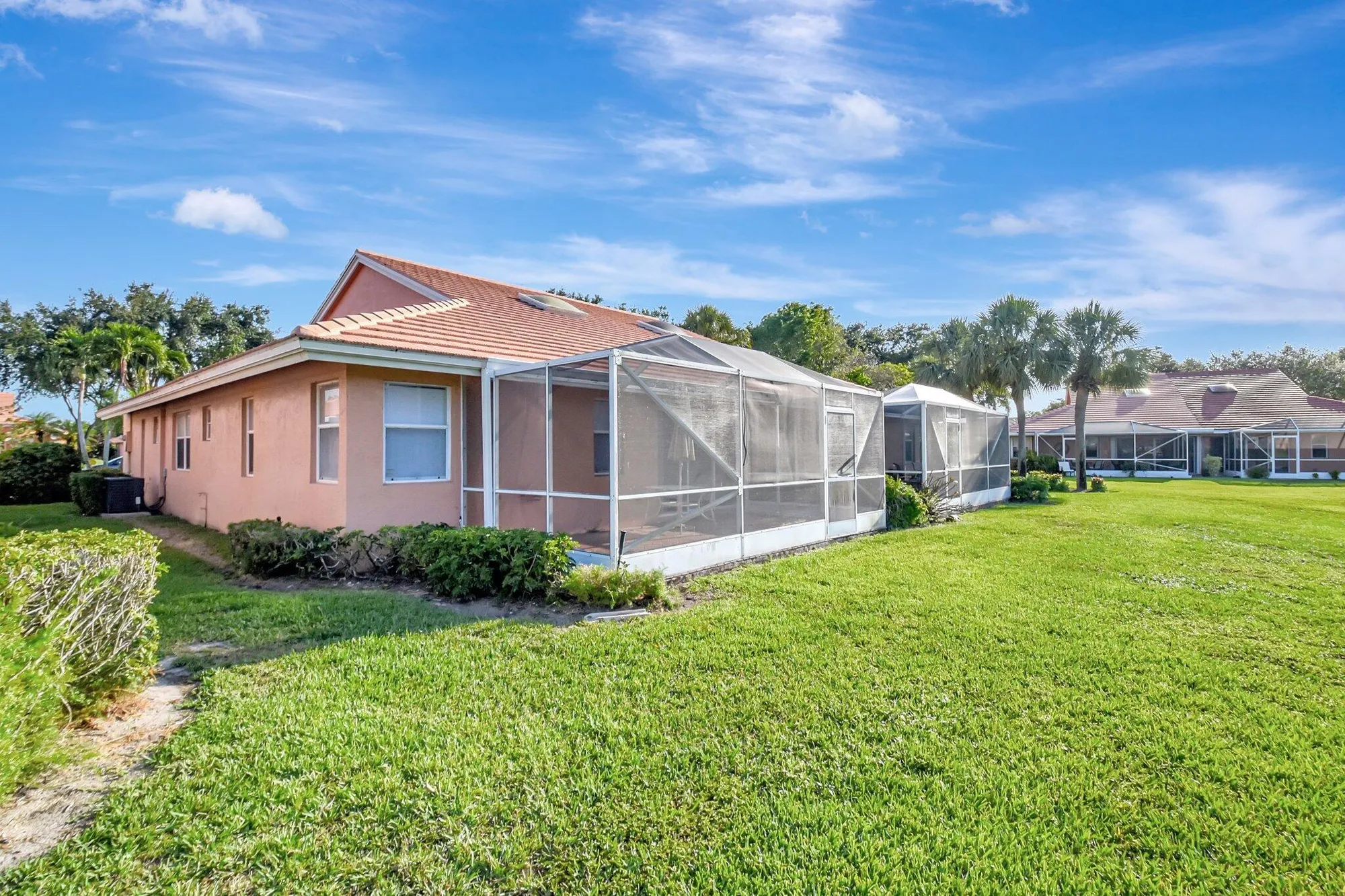 Property Slideshow image 4 of 64 | 5707 royal lake cir, Boynton Beach, FL, 33437