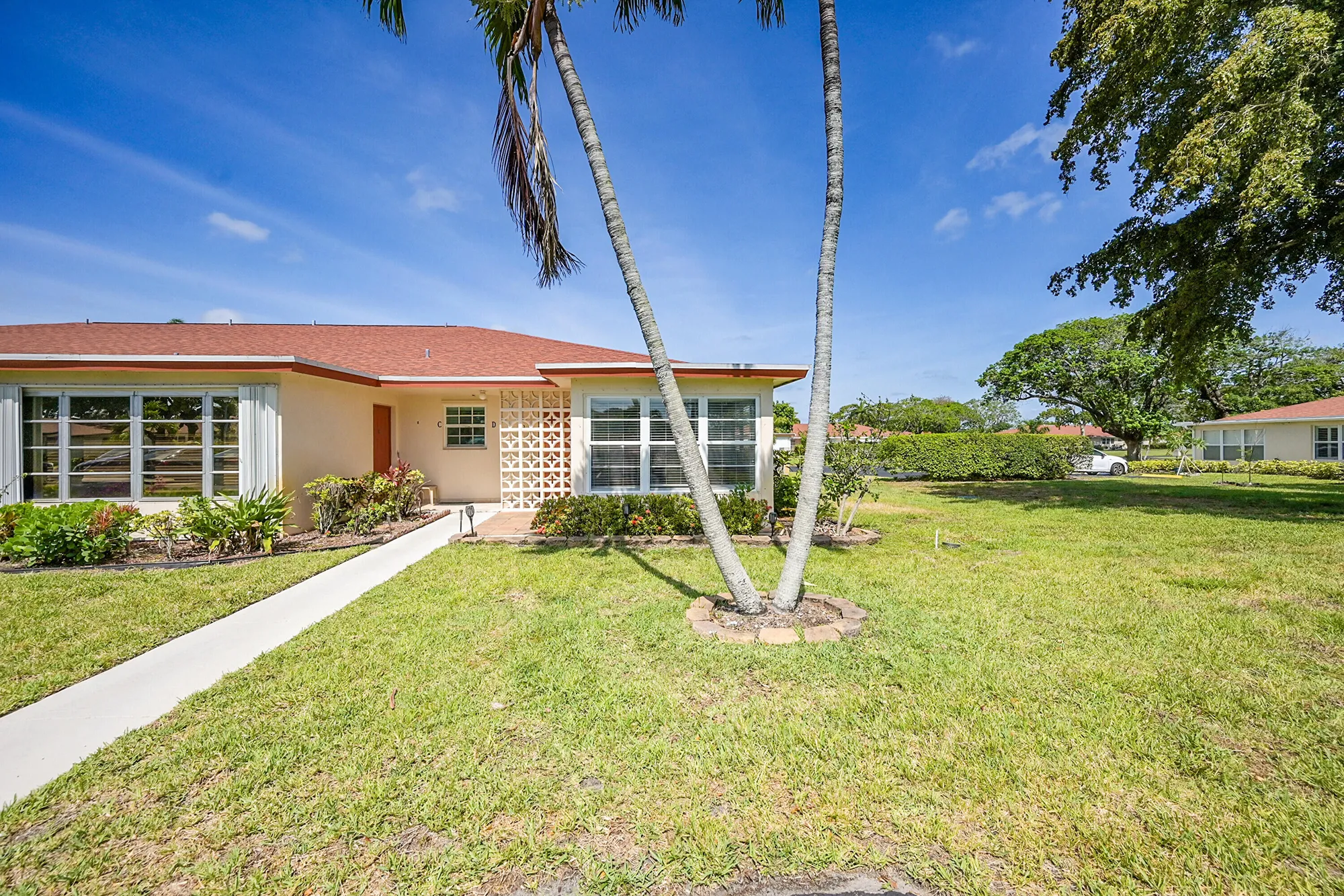 Property Slideshow image 3 of 45 | 4585 nw 3rd st d, Delray Beach, FL, 33445