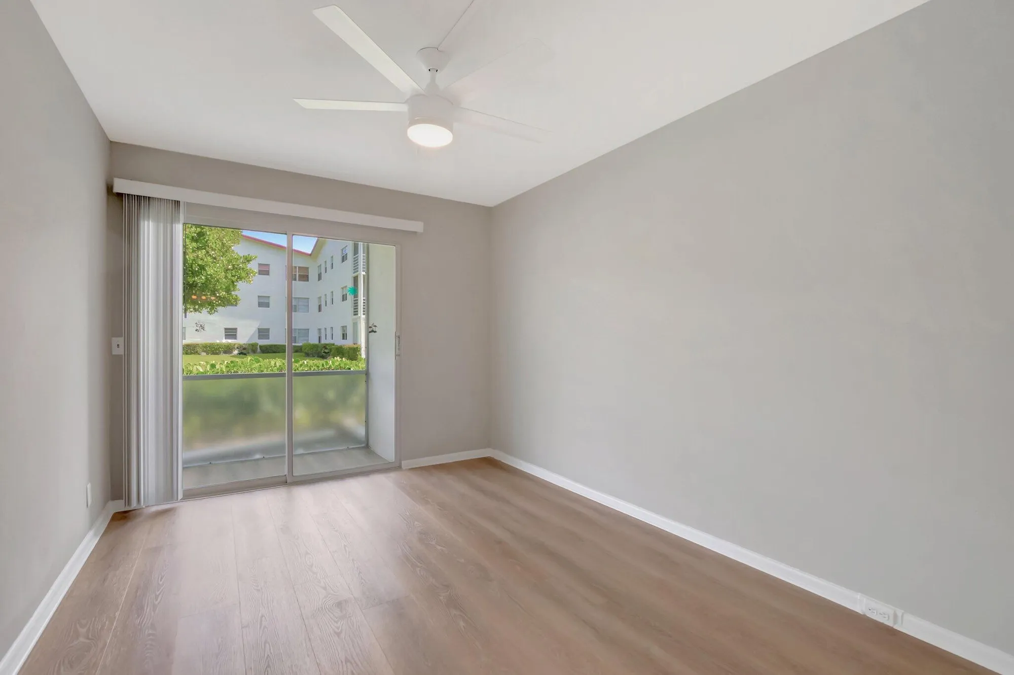 Property Slideshow image 11 of 74 | 296 fanshaw h, Boca Raton, FL, 33434