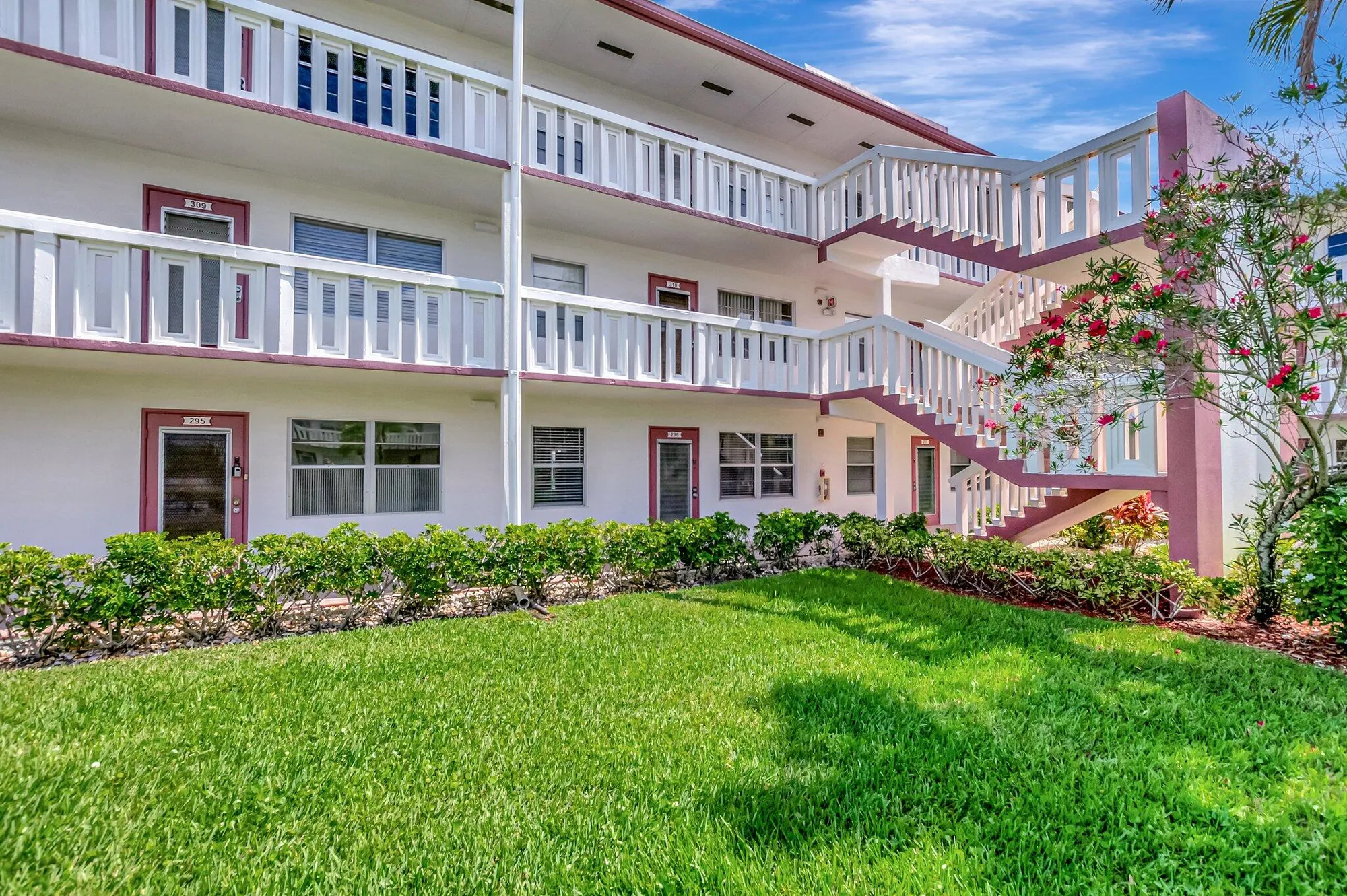 Property Slideshow image 25 of 74 | 296 fanshaw h, Boca Raton, FL, 33434