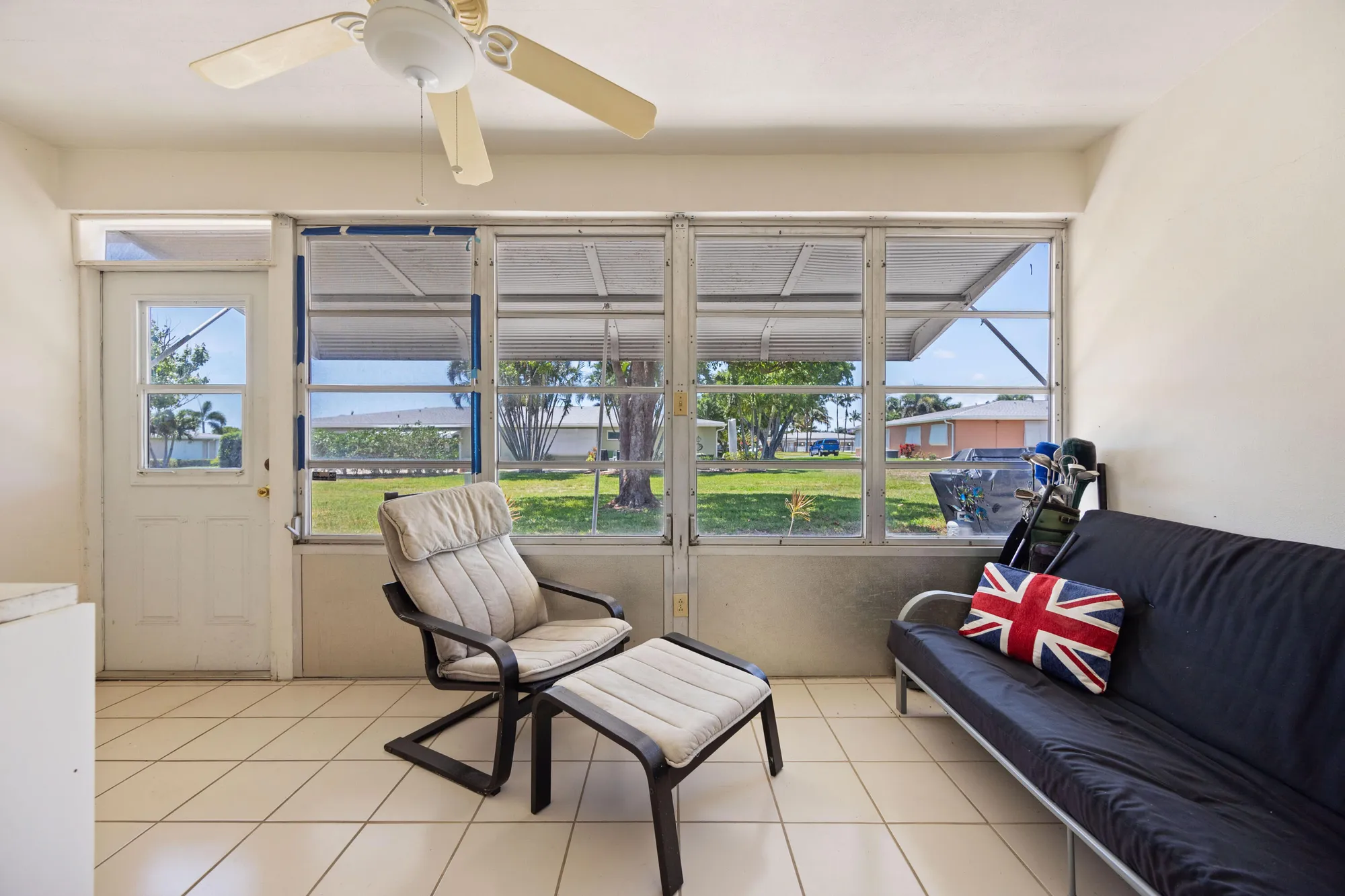 Property Slideshow image 10 of 17 | 210 south blvd c, Boynton Beach, FL, 33435