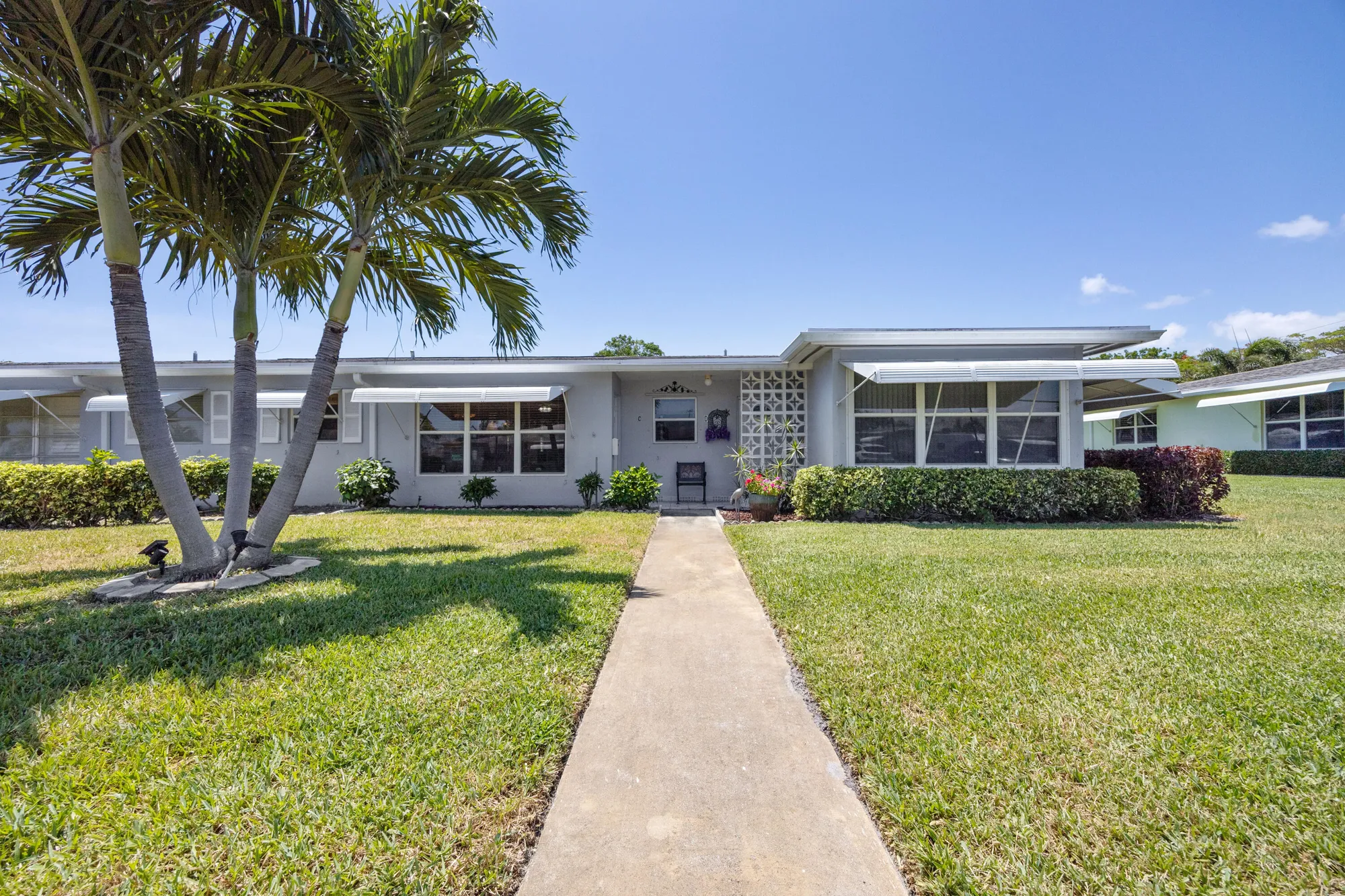 Property Slideshow image 1 of 17 | 210 south blvd c, Boynton Beach, FL, 33435