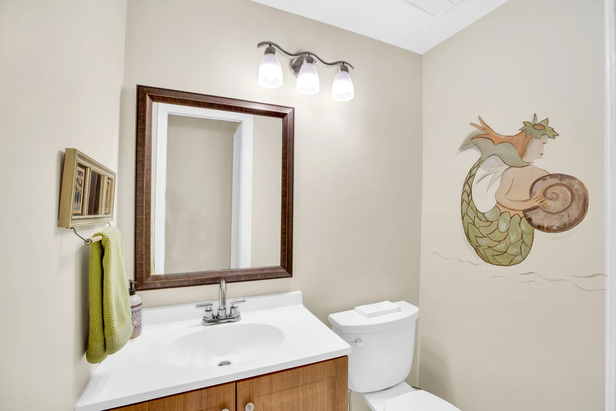Property Slideshow image 19 of 77 | 5040 harmony cir 205, Vero Beach, FL, 32967
