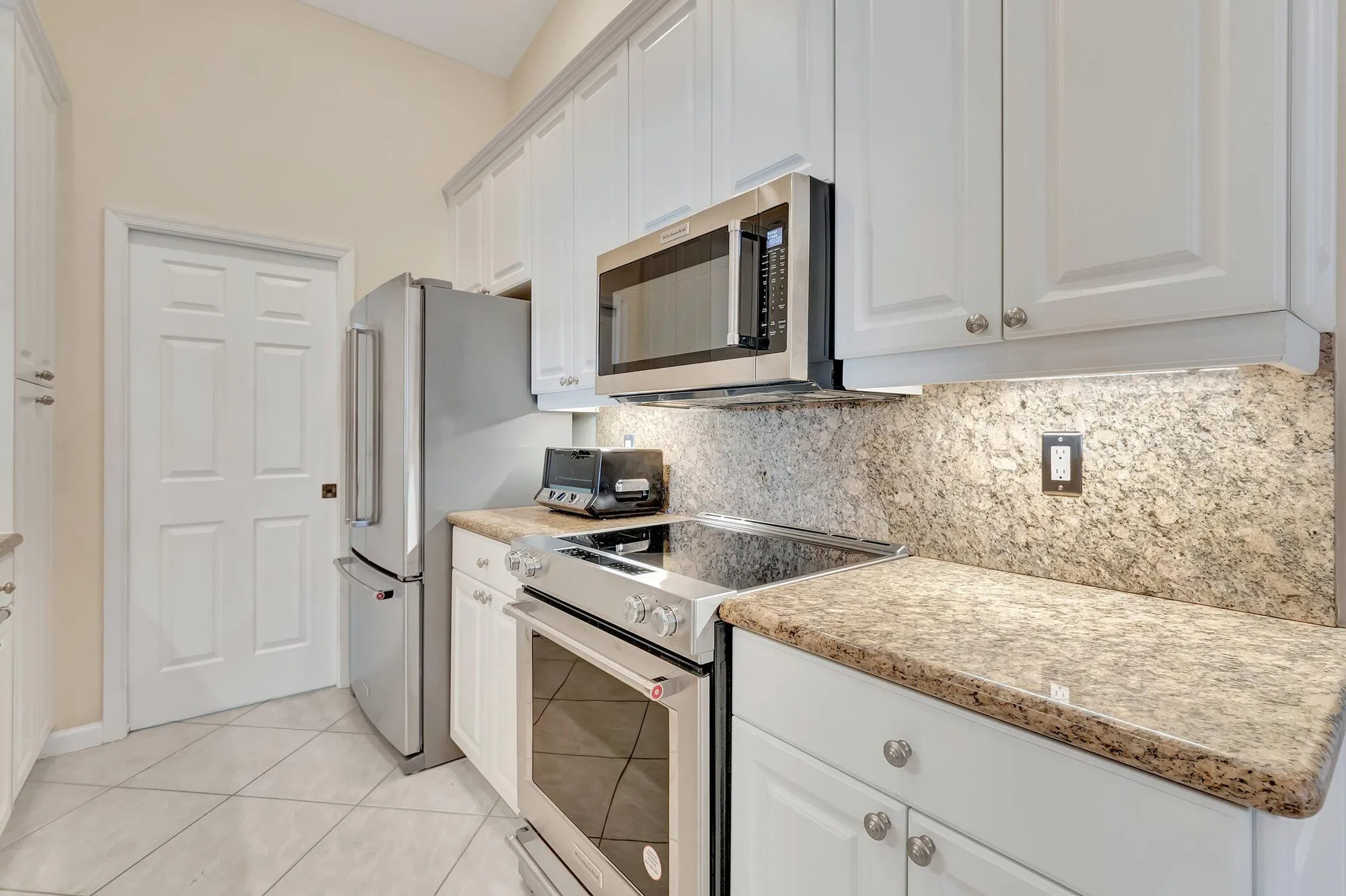 Property Slideshow image 15 of 77 | 7331 chorale rd, Boynton Beach, FL, 33437