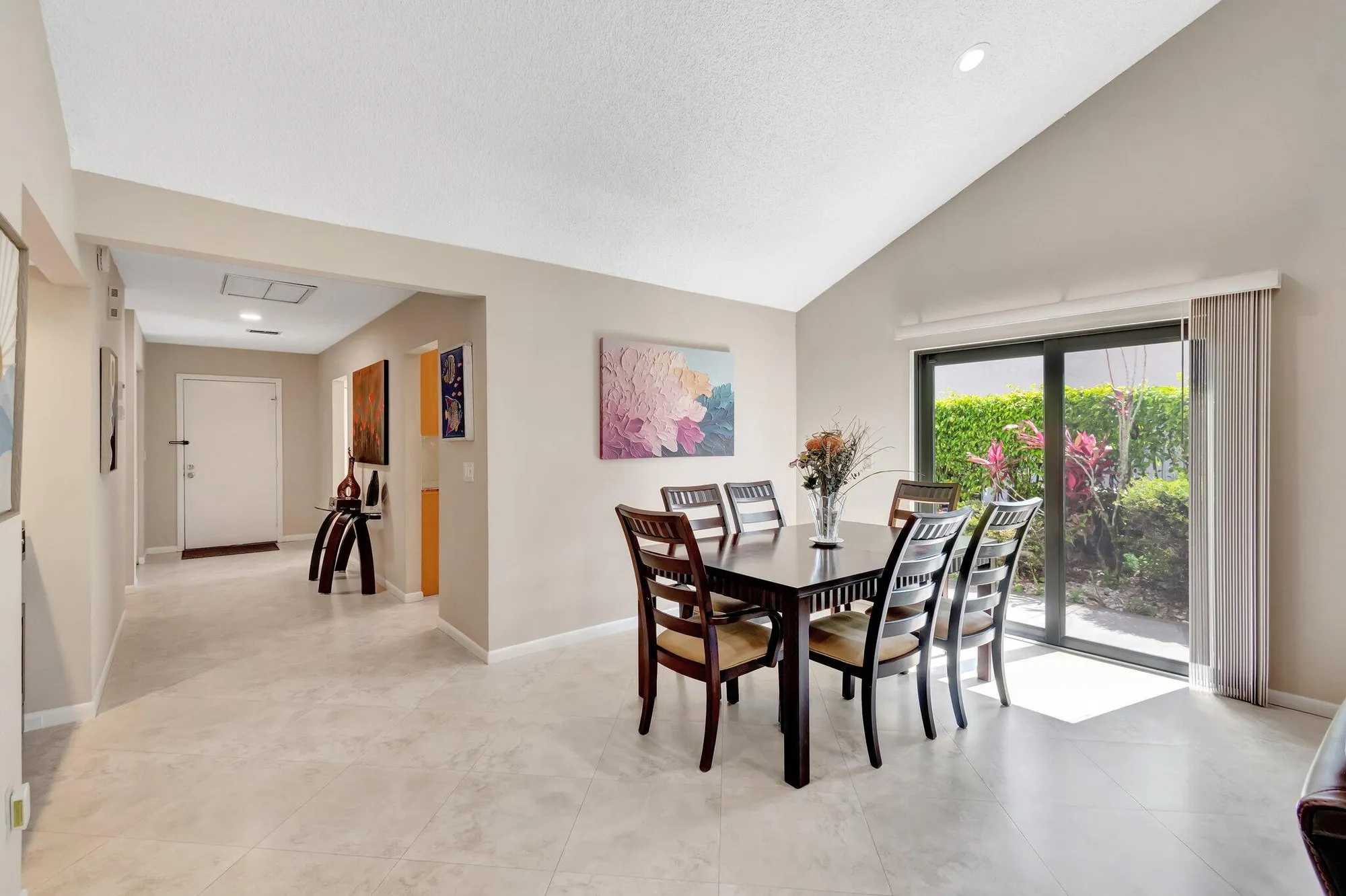 Property Slideshow image 7 of 50 | 8030 eastlake dr # 10b, Boca Raton, FL, 33433