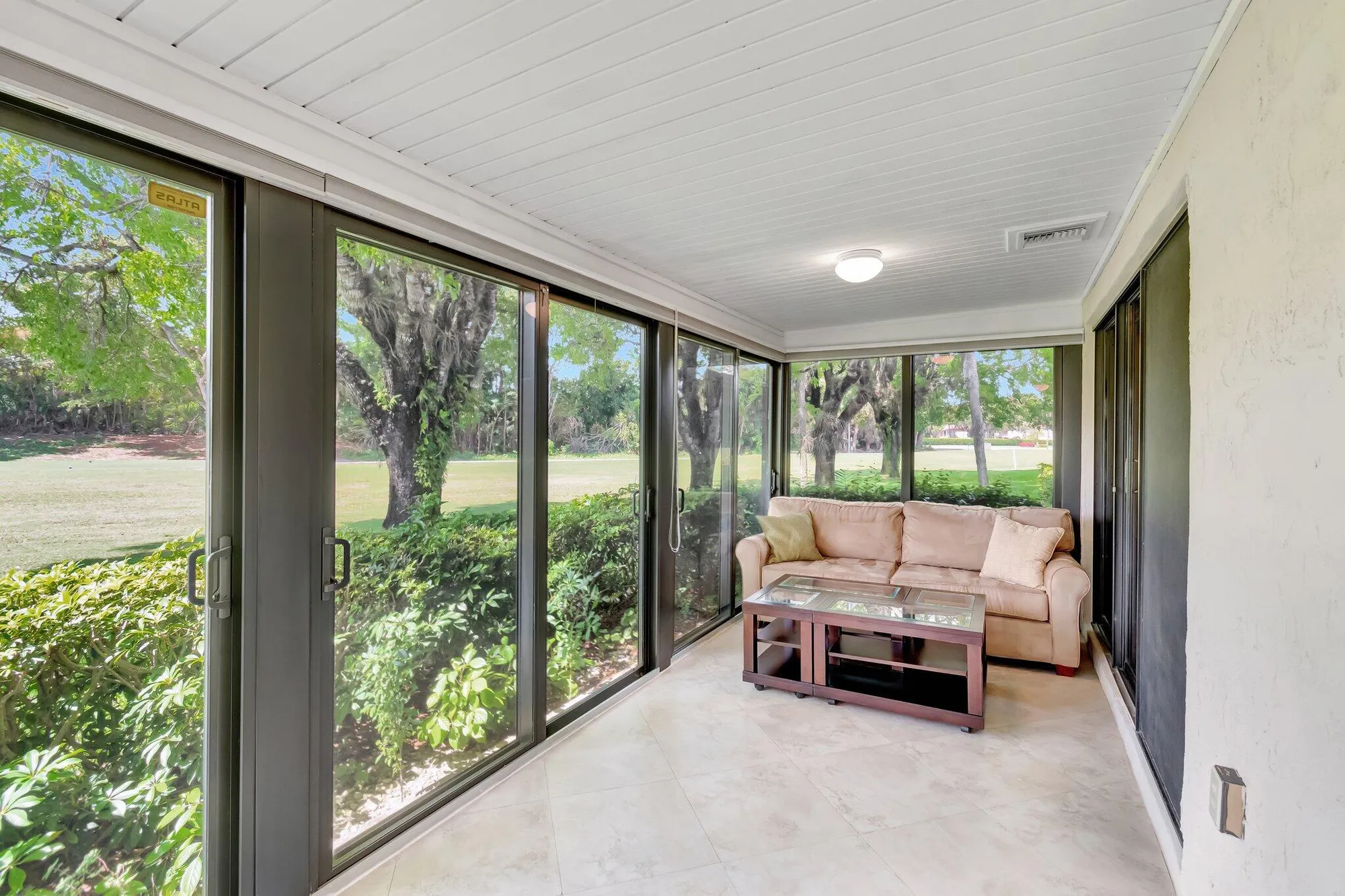 Property Slideshow image 27 of 50 | 8030 eastlake dr # 10b, Boca Raton, FL, 33433