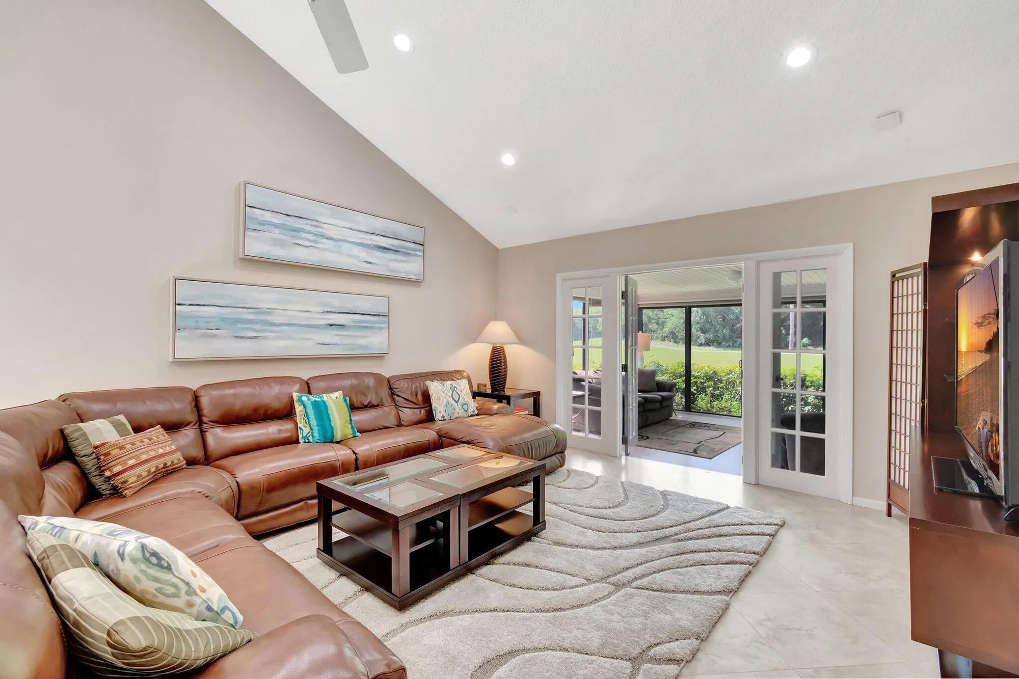 Property Slideshow image 2 of 50 | 8030 eastlake dr # 10b, Boca Raton, FL, 33433